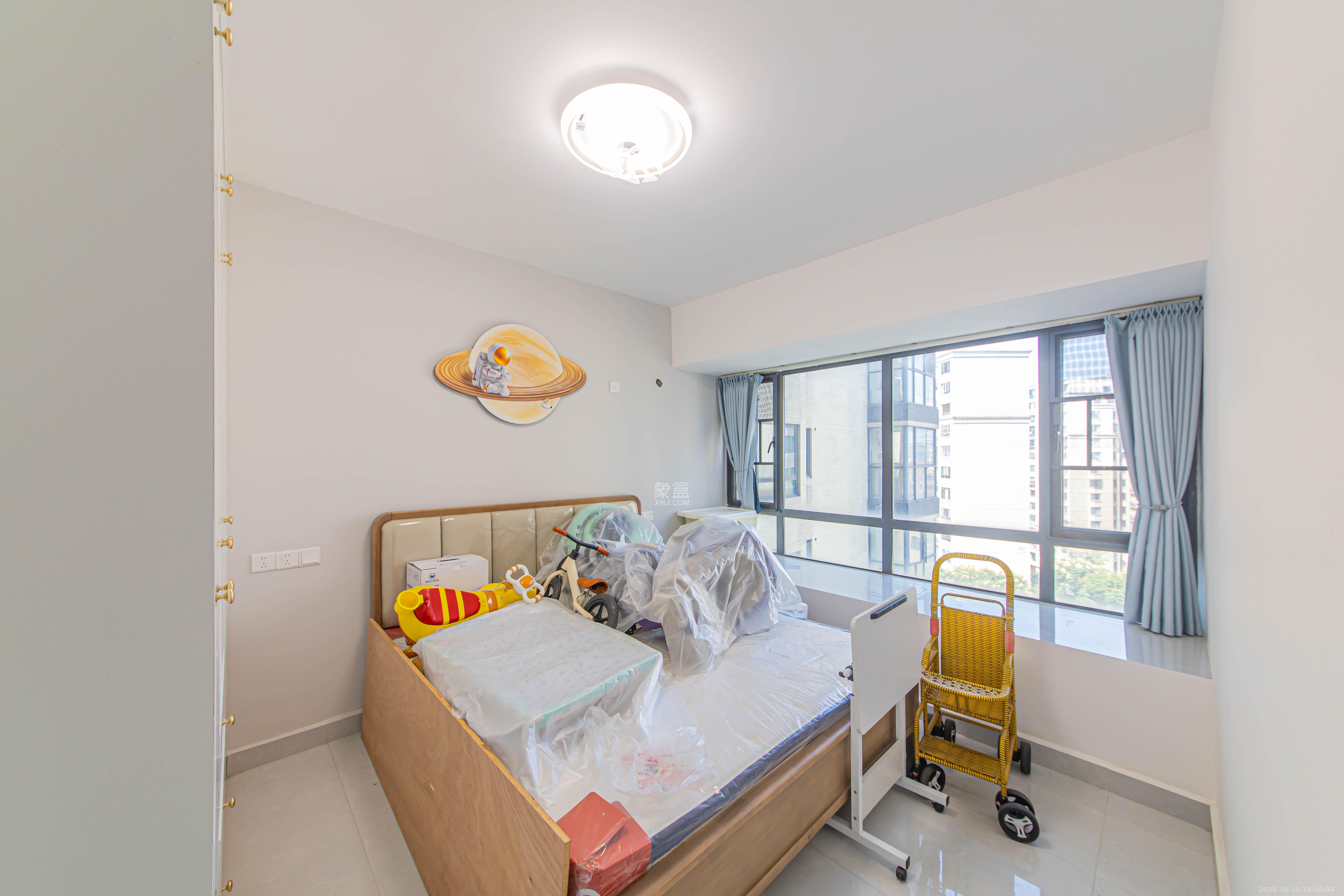 九峰远见 3室2厅2卫 155.0万 九峰远见 3室2厅2卫 155.0万卧室