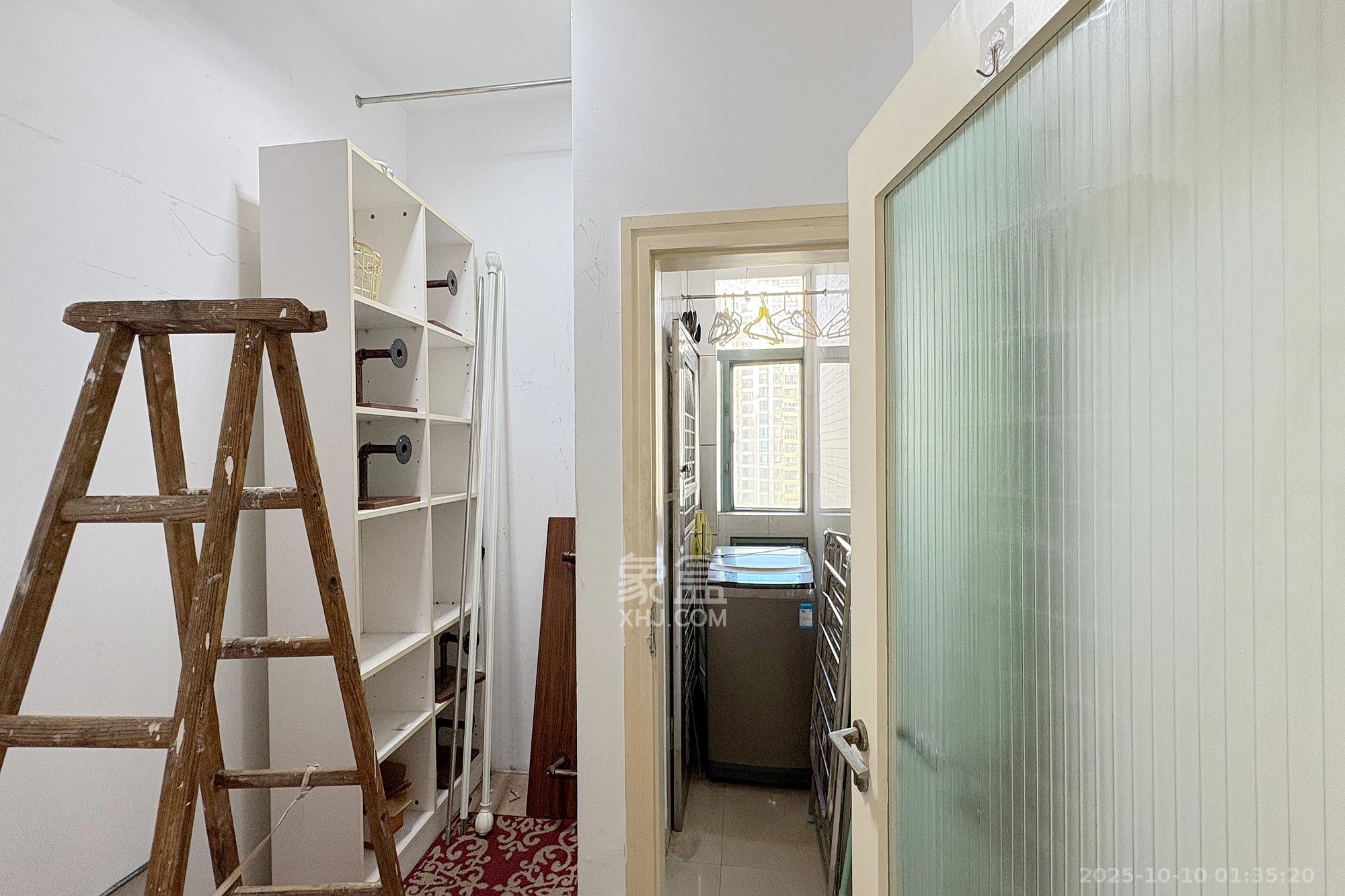 梦泽园  4室2厅1卫    220.0万其他