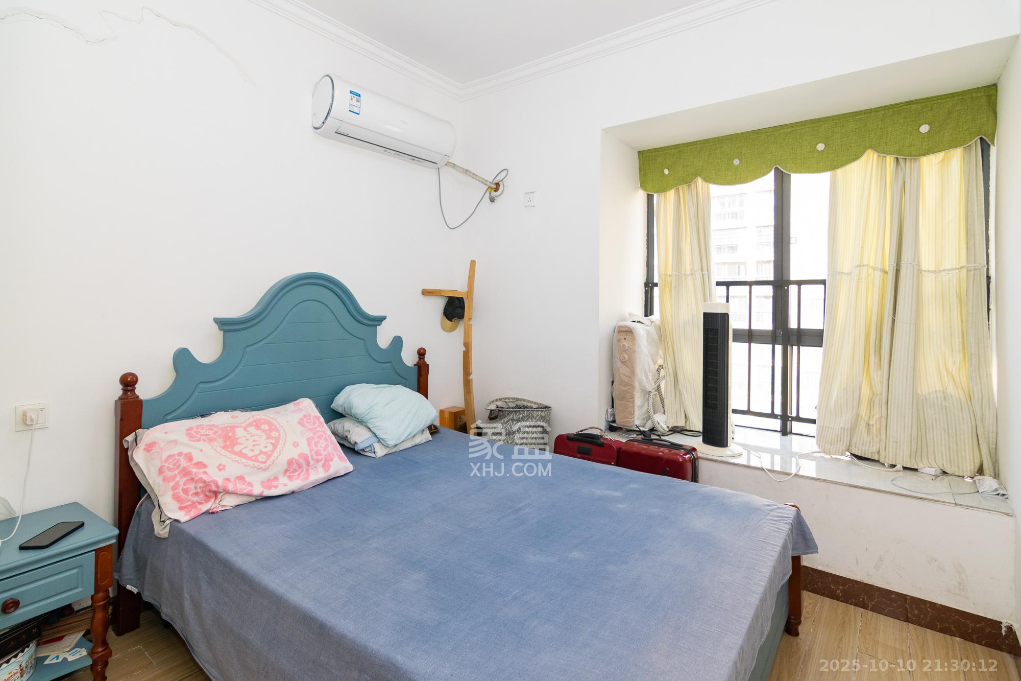 晟通城  3室2厅1卫    50.8万卧室