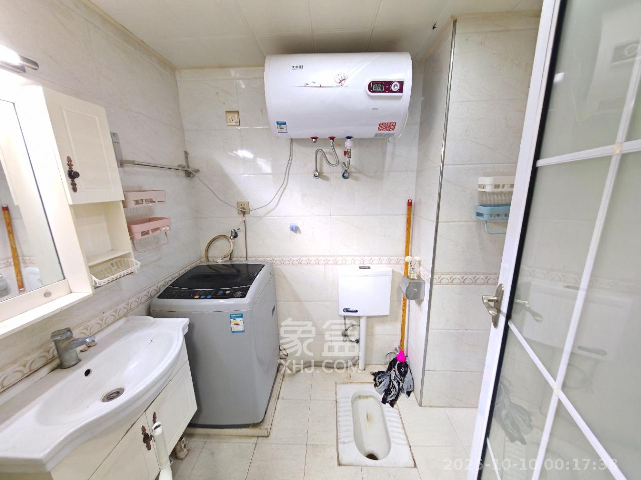 达美D6区  1室1厅1卫    1400.0元/月室内图