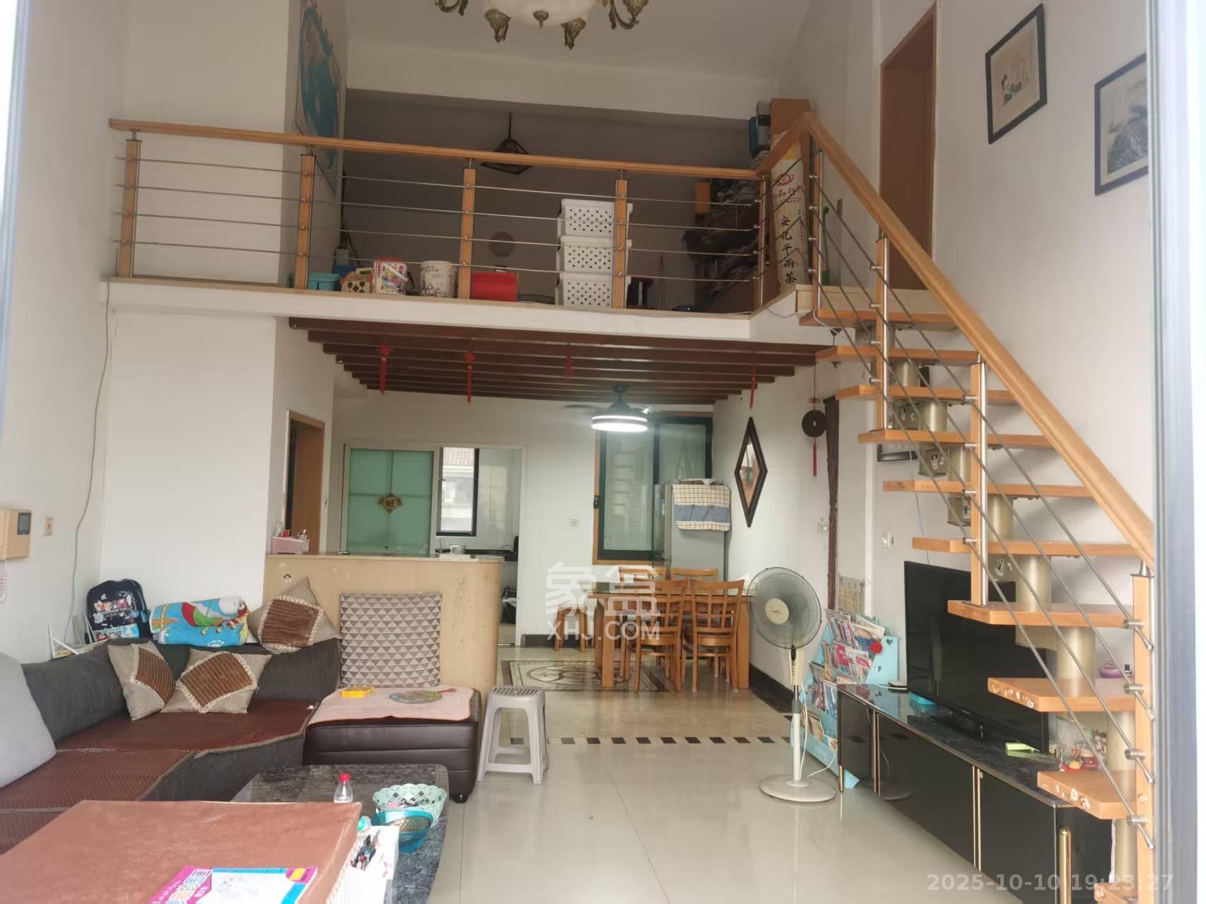 美林水郡 3室2厅2卫 2200.0元/月 美林水郡 3室2厅2卫 2200.0元/月室内图