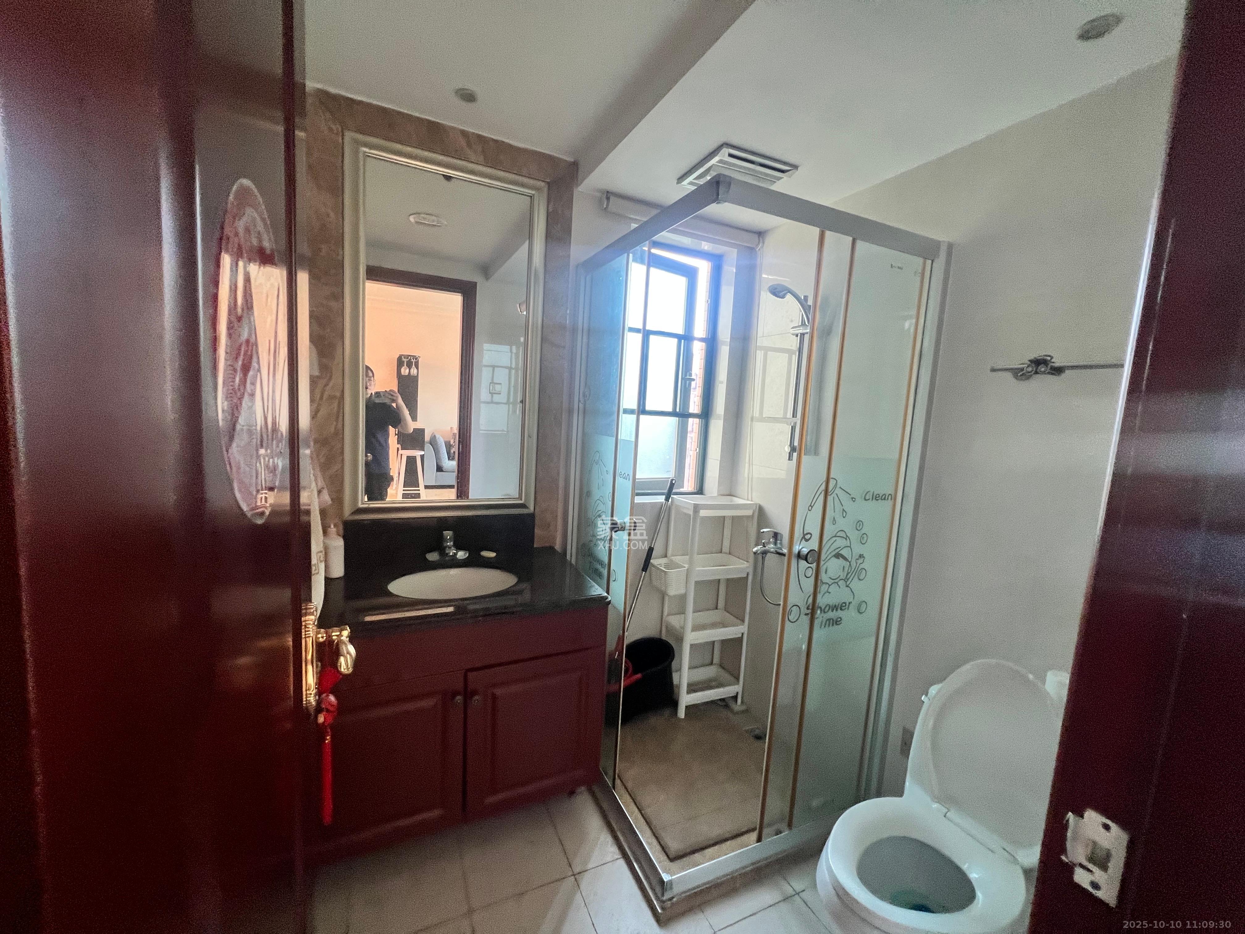 恒大绿洲  2室2厅1卫    2600.0元/月室内图