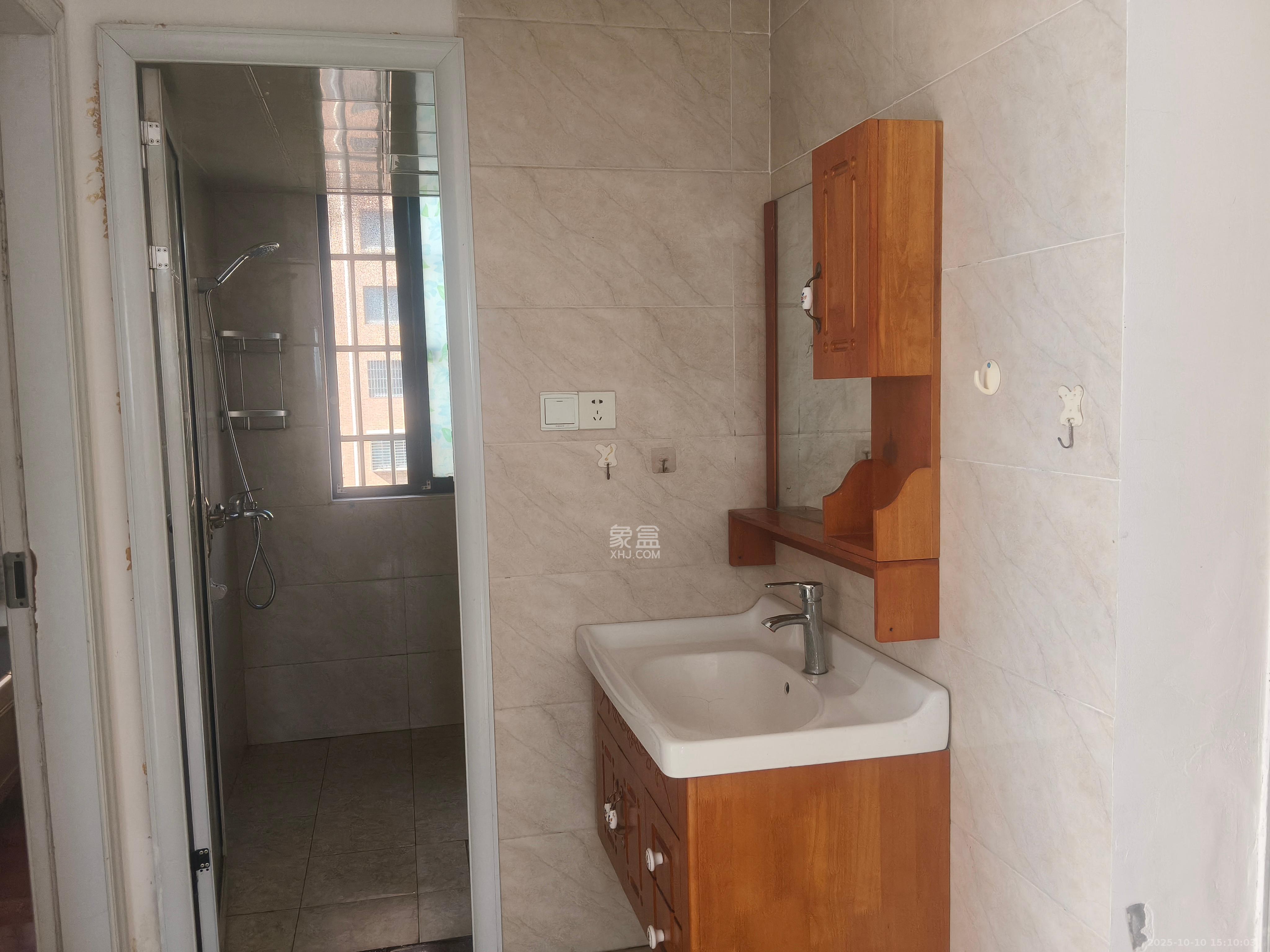 锦绣兰亭 3室2厅1卫 1800.0元/月 锦绣兰亭 3室2厅1卫 1800.0元/月室内图