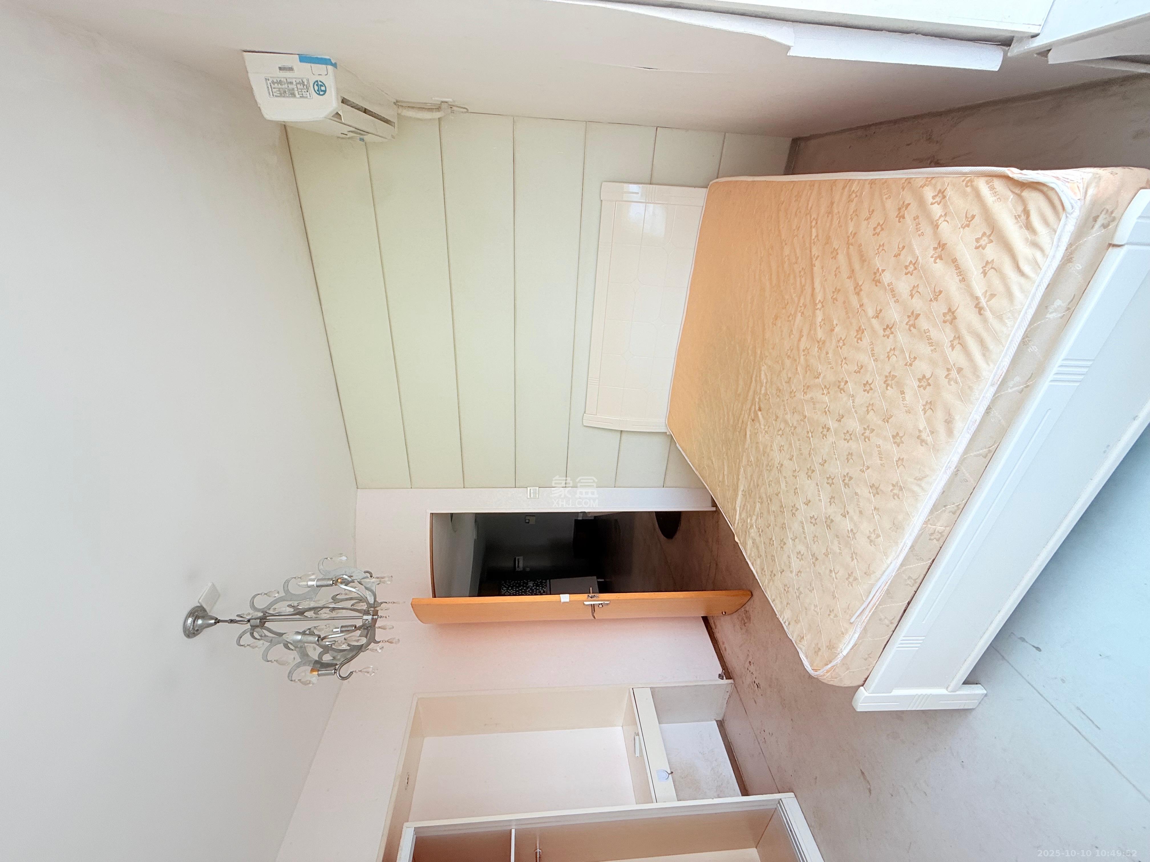 月湖兰庭  2室1厅1卫    2000.0元/月 月湖兰庭  2室1厅1卫    2000.0元/月室内图1