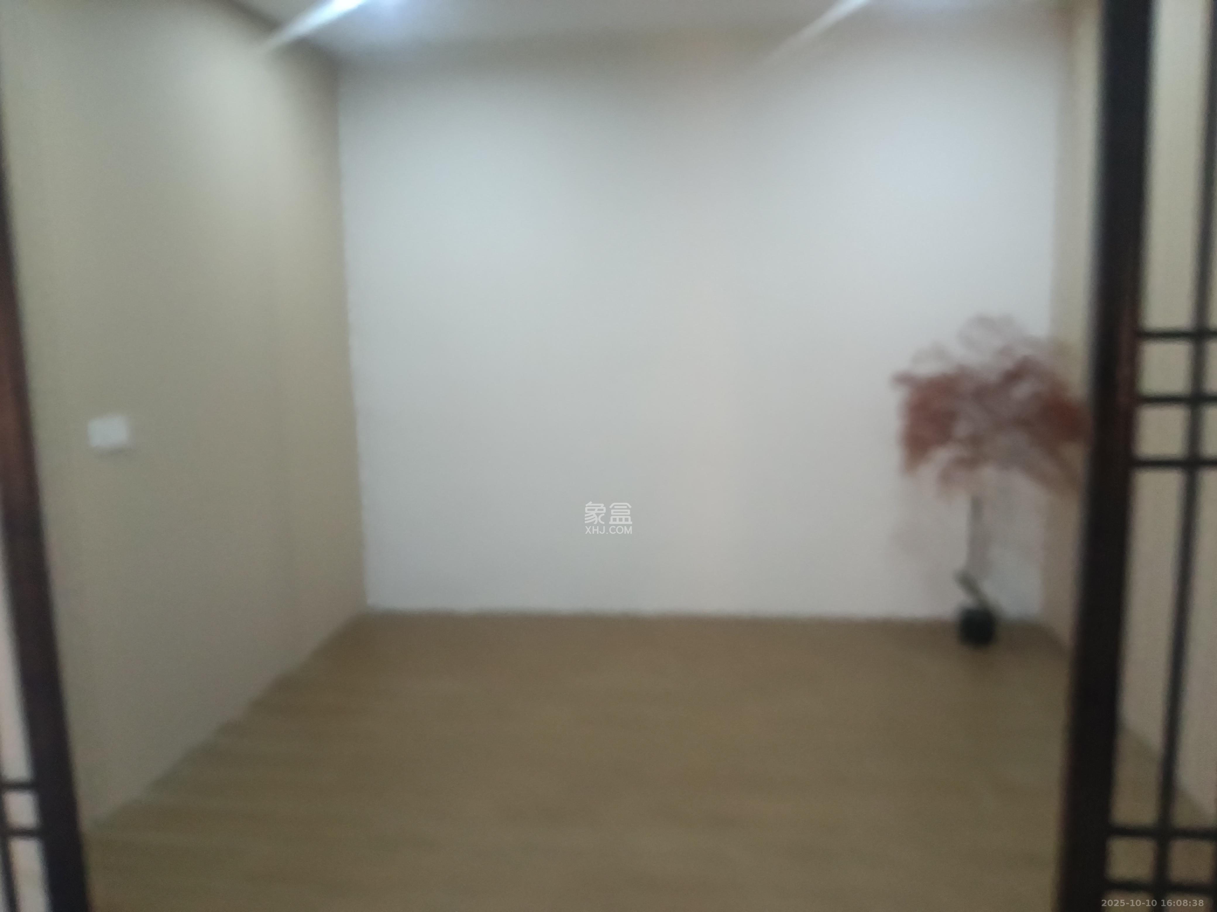 铂宫   1111.36㎡      19000.0元/月室内图