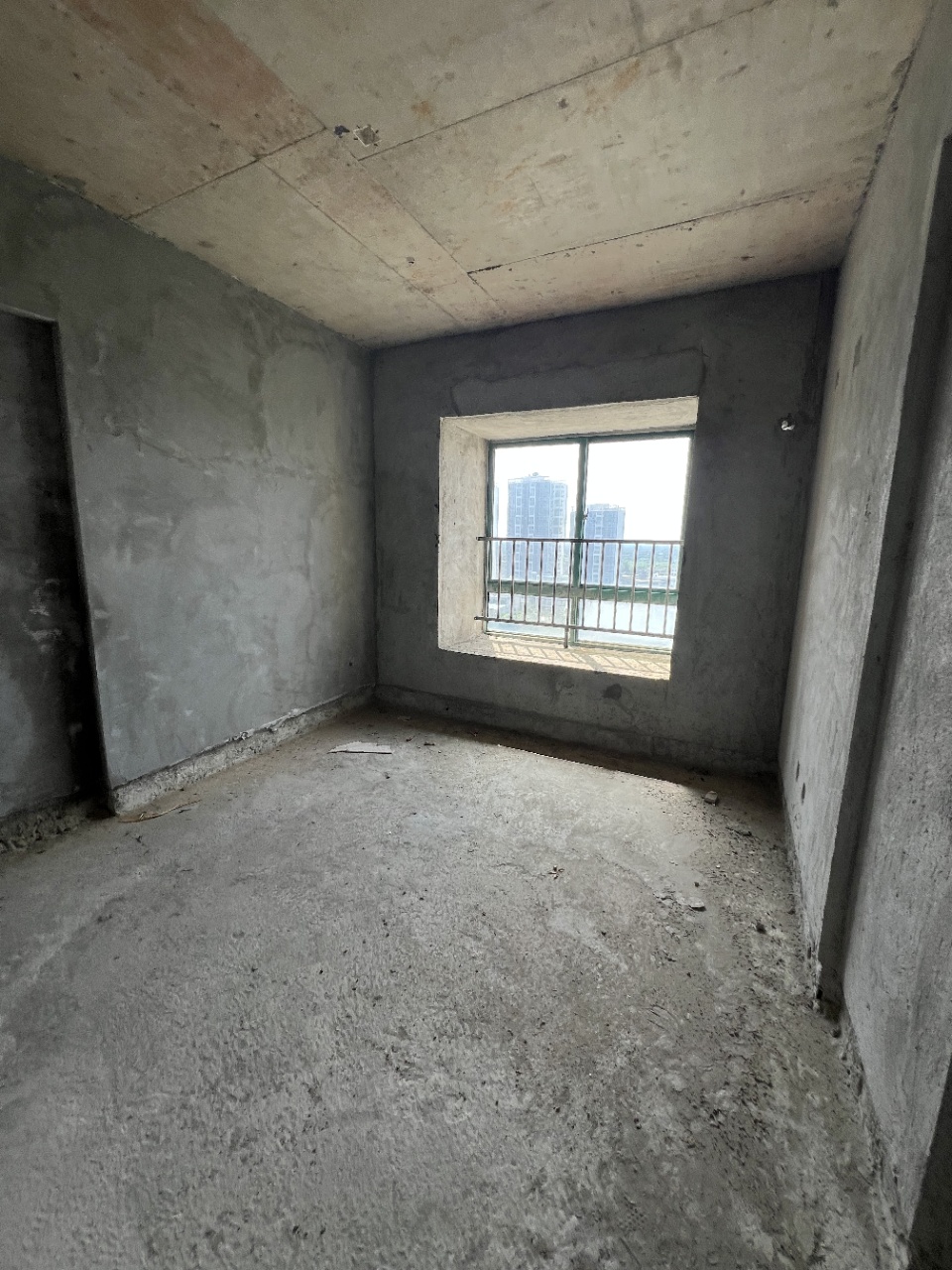 龙凤花园 2室2厅1卫 92.0万 龙凤花园 2室2厅1卫 92.0万室内图