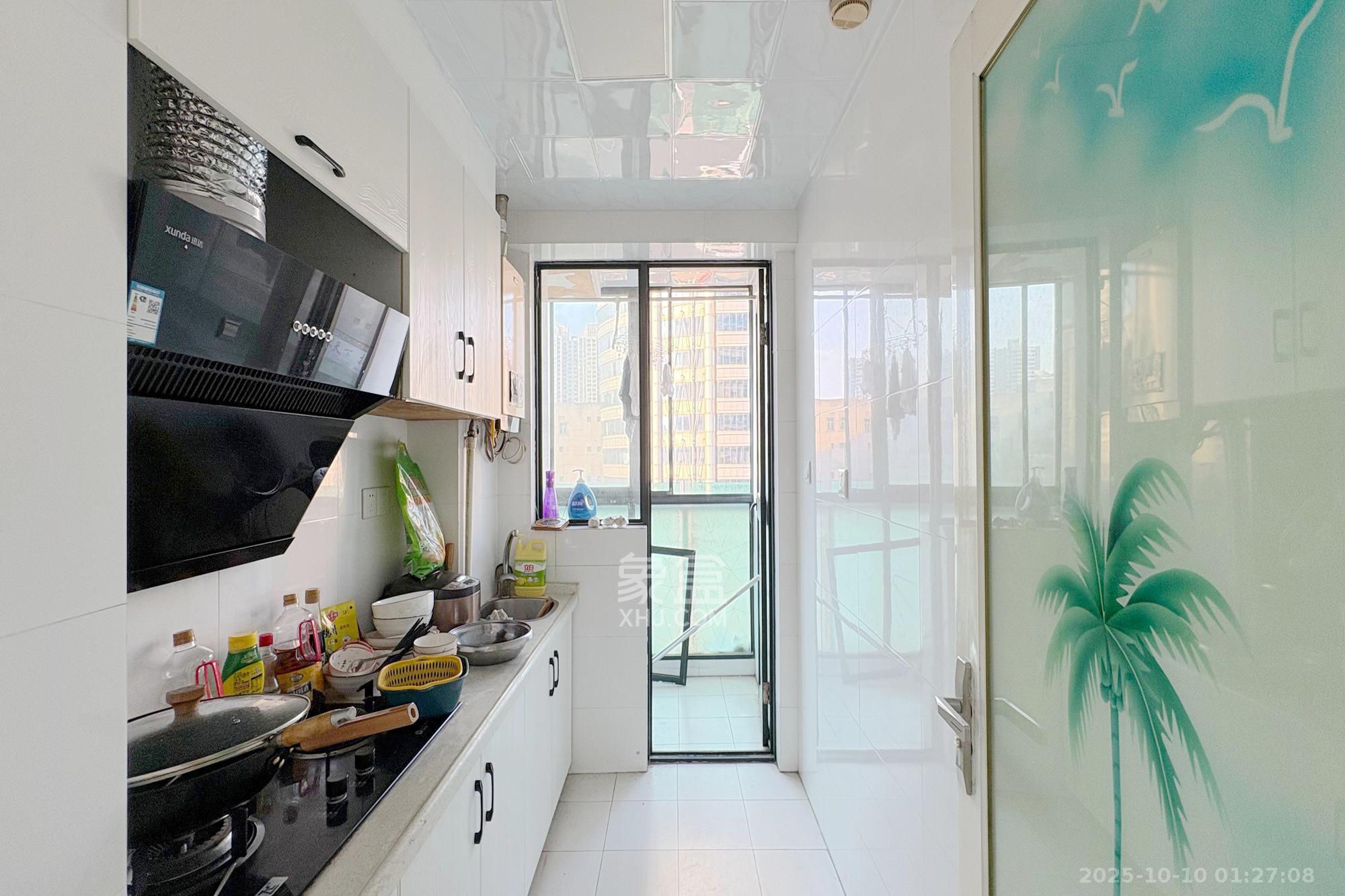 上东印象  1室1厅1卫    28.8万 上东印象  1室1厅1卫    28.8万厨房