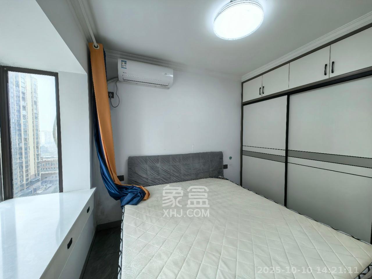 和润园三期  2室2厅1卫    2400.0元/月室内图