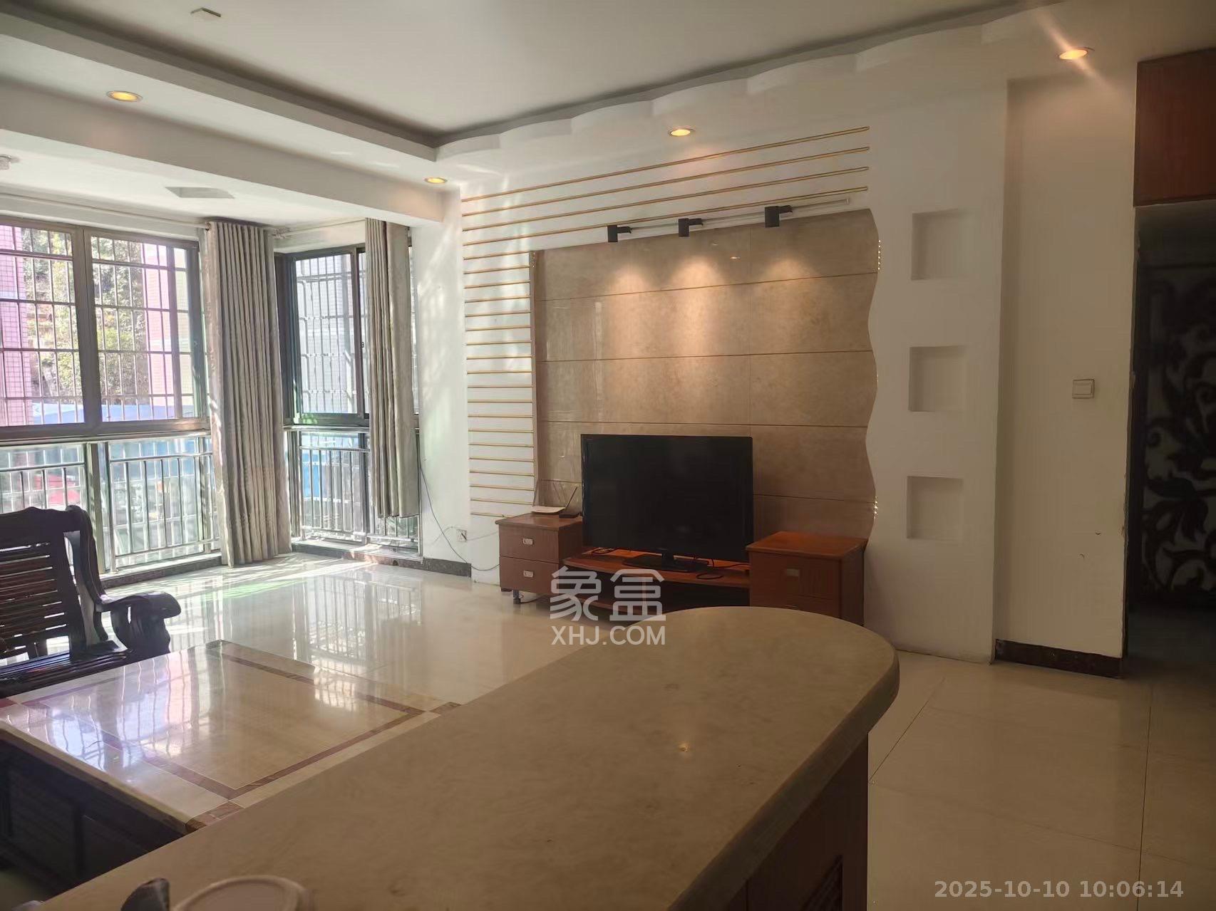 华美佳园(鄱阳佳园)  3室2厅1卫    1800.0元/月