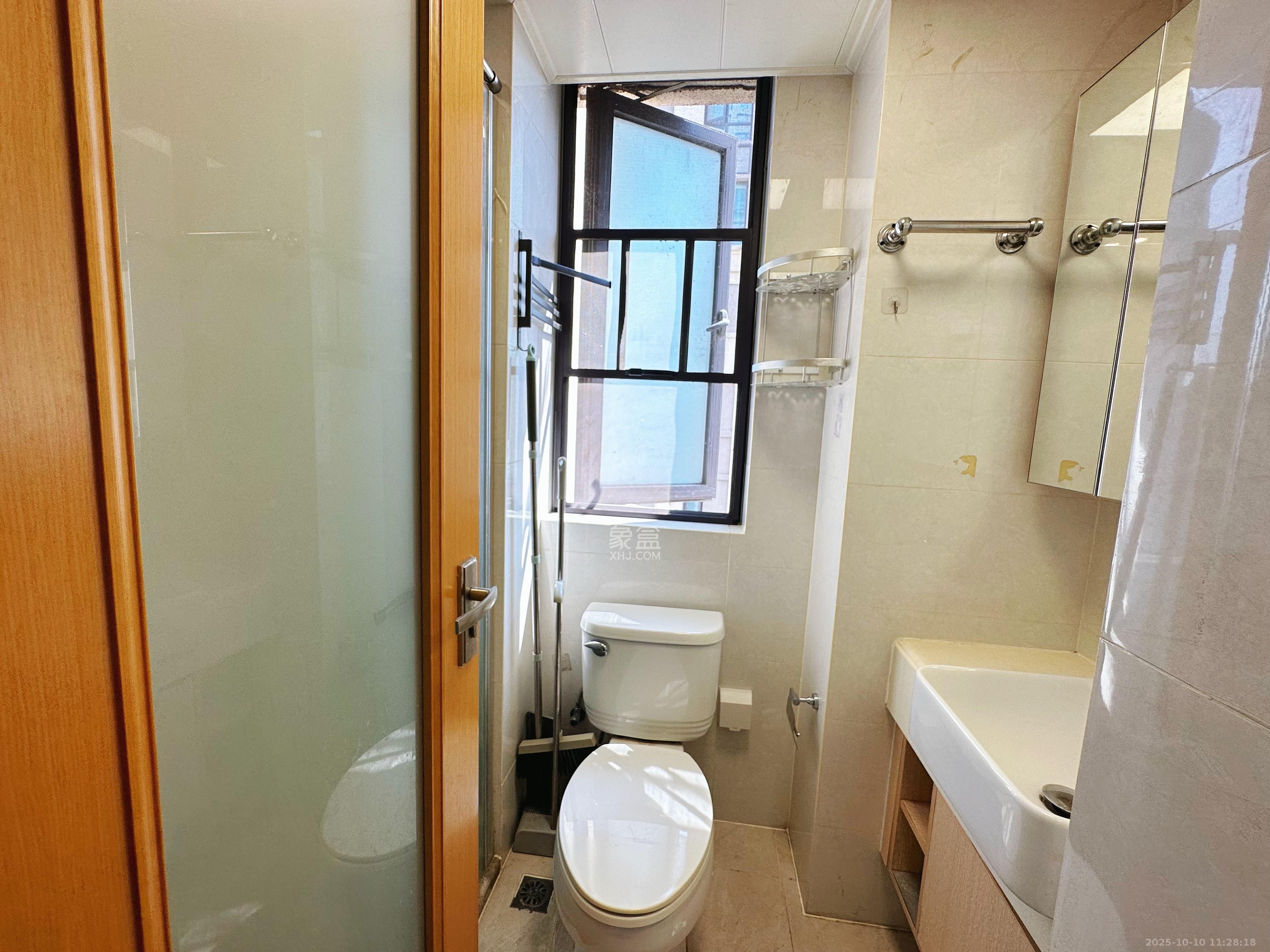 中海国际二期  1室1厅1卫    1100.0元/月室内图