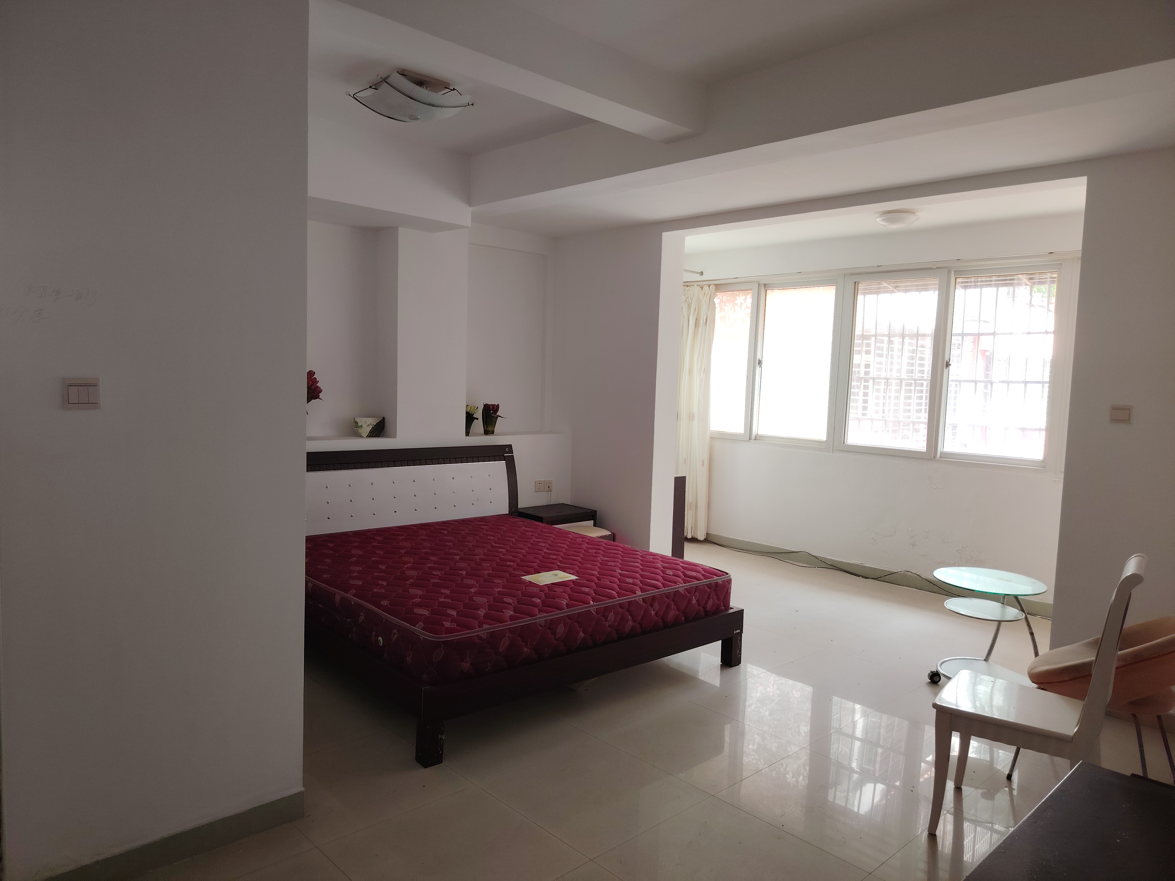 顺发新村 6室4厅3卫 5000.0元/月 顺发新村 6室4厅3卫 5000.0元/月室内图