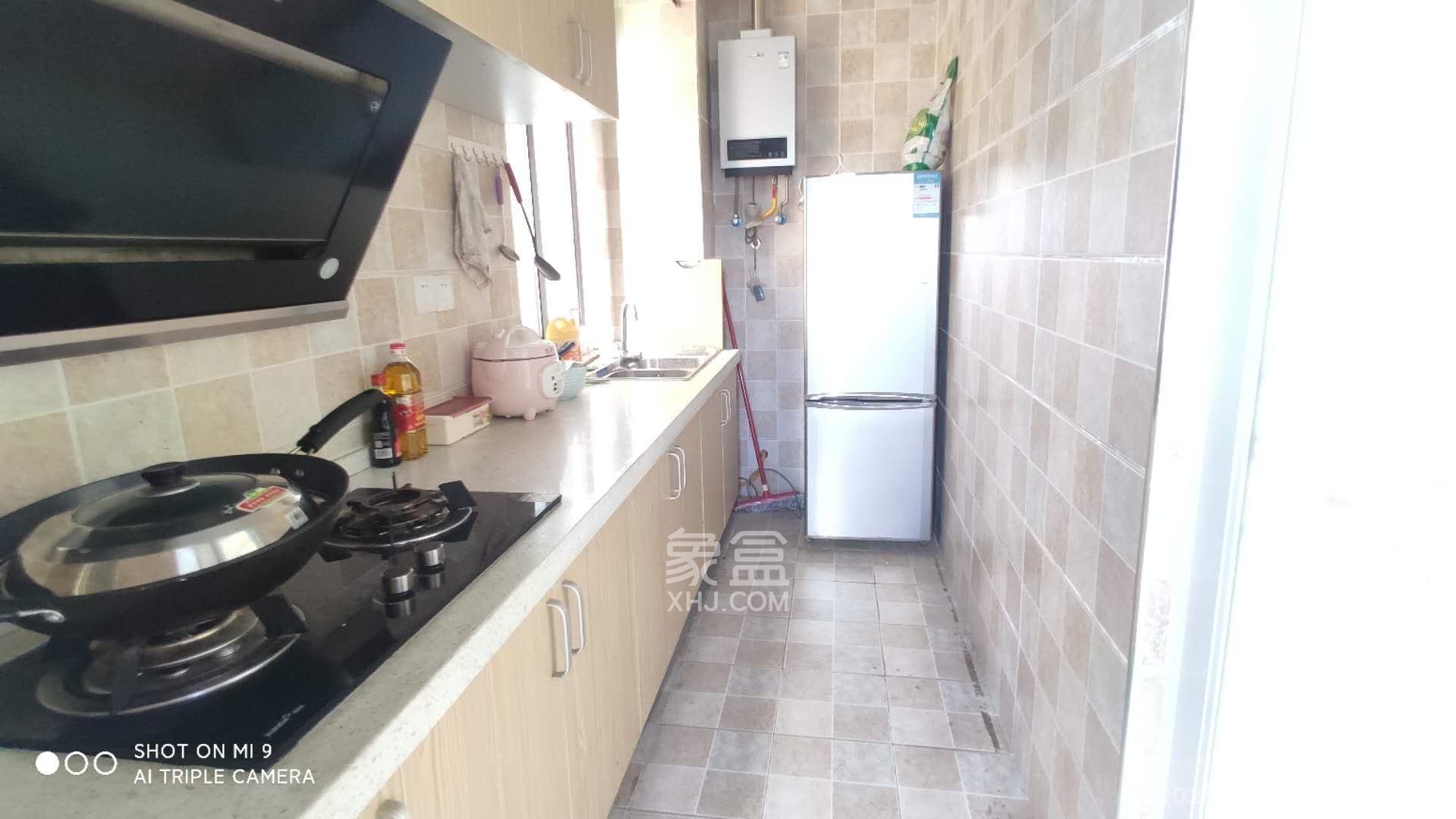 杜鹃文苑  1室1厅1卫    1600.0元/月 杜鹃文苑  1室1厅1卫    1600.0元/月室内图