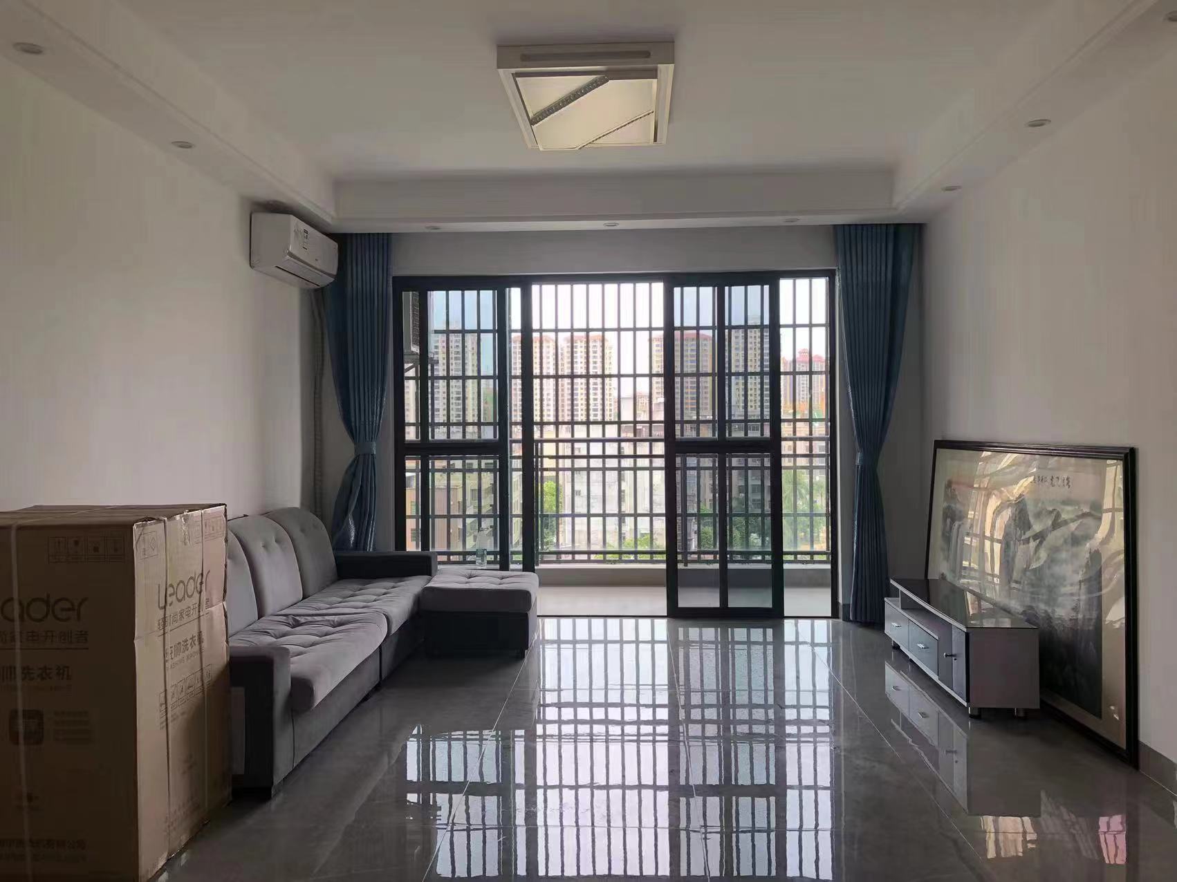 乾坤吉祥花园 3室2厅1卫 150.0万 乾坤吉祥花园 3室2厅1卫 150.0万室内图