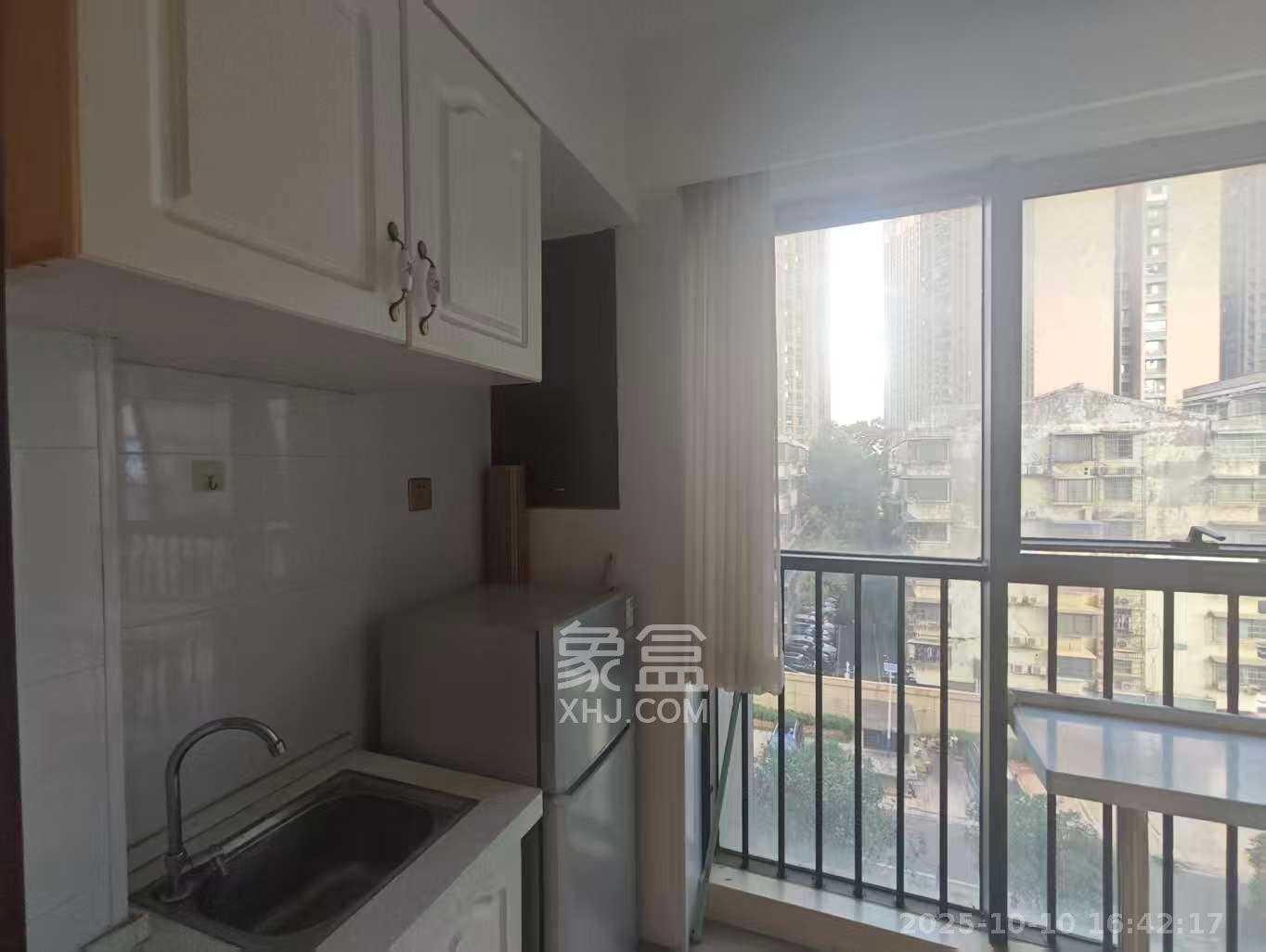 东塘瑞府 1室1厅1卫 1800.0元/月 东塘瑞府 1室1厅1卫 1800.0元/月室内图