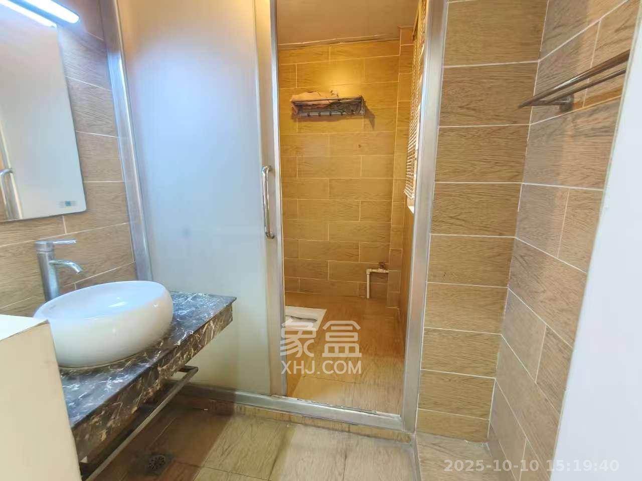 幸福里（幸福里一期）  5室2厅3卫    4800.0元/月室内图