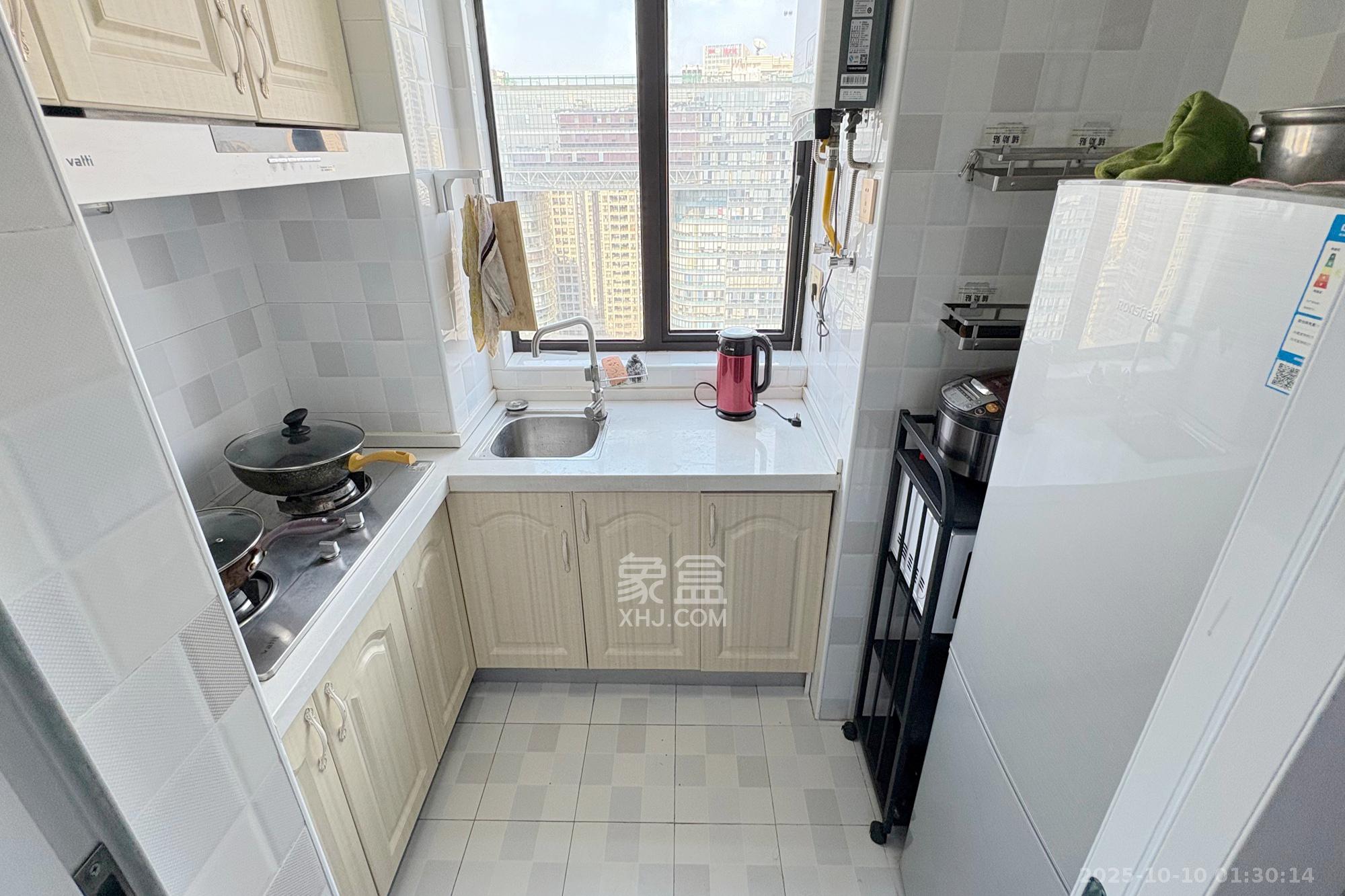 湘域城邦(湘域国际中心) 1室1厅1卫 68.0万 湘域城邦(湘域国际中心) 1室1厅1卫 68.0万厨房