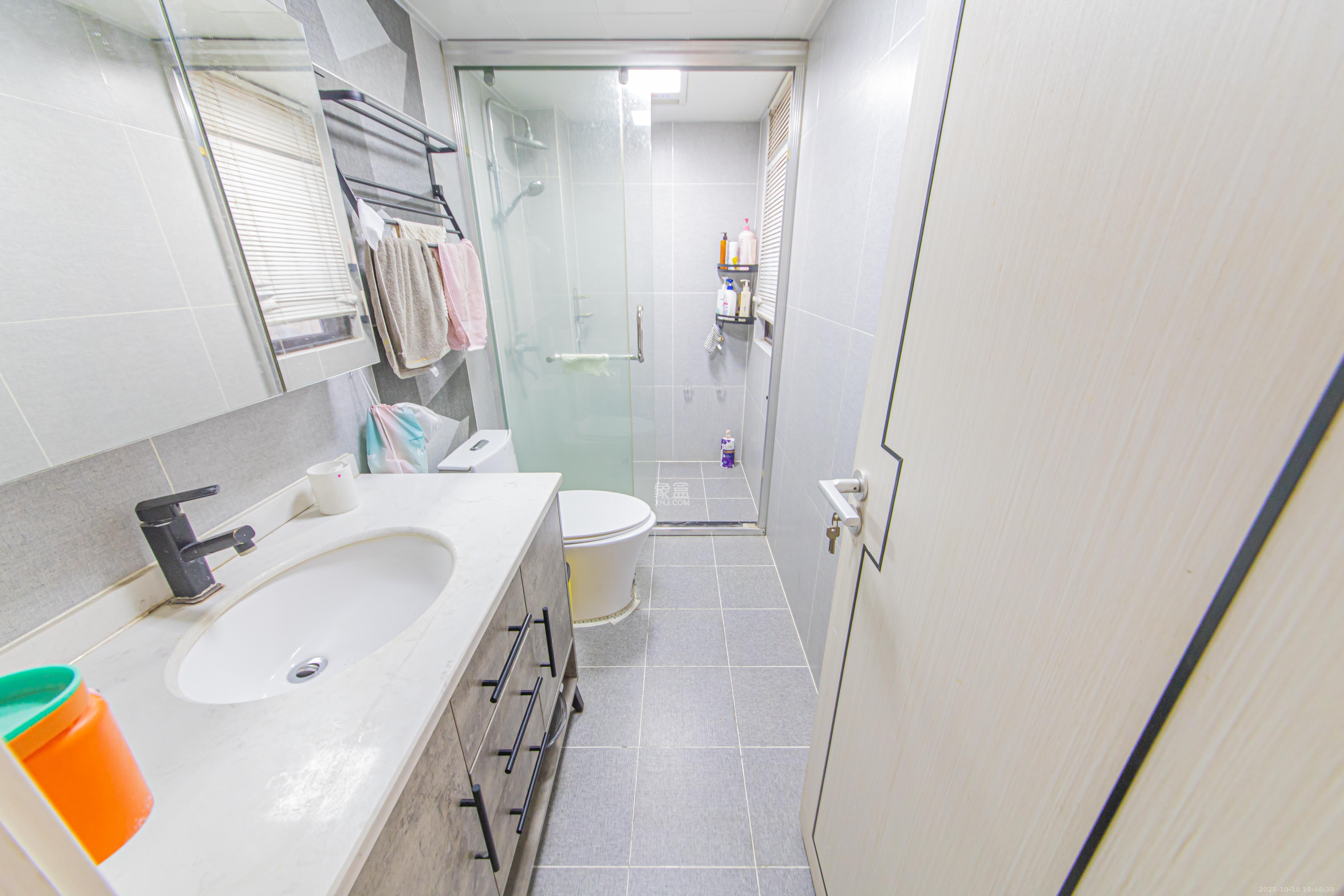 鑫远悦城（鑫远悦时代）  3室2厅1卫    110.0万卫生间