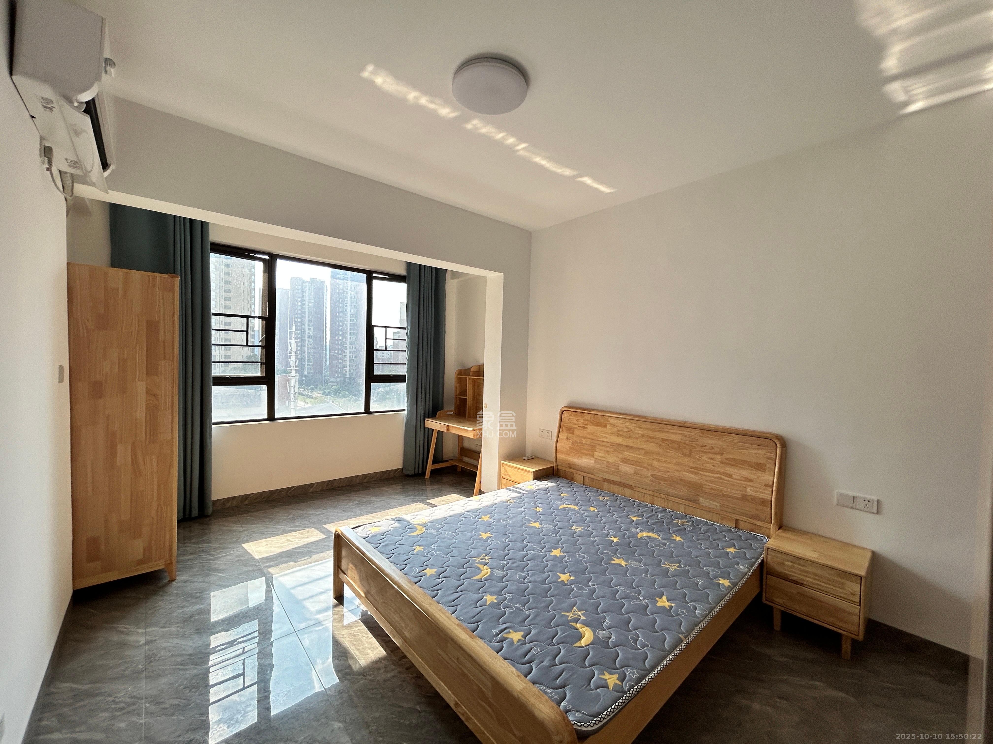 江山帝景雅典  3室2厅2卫    2400.0元/月 江山帝景雅典  3室2厅2卫    2400.0元/月室内图