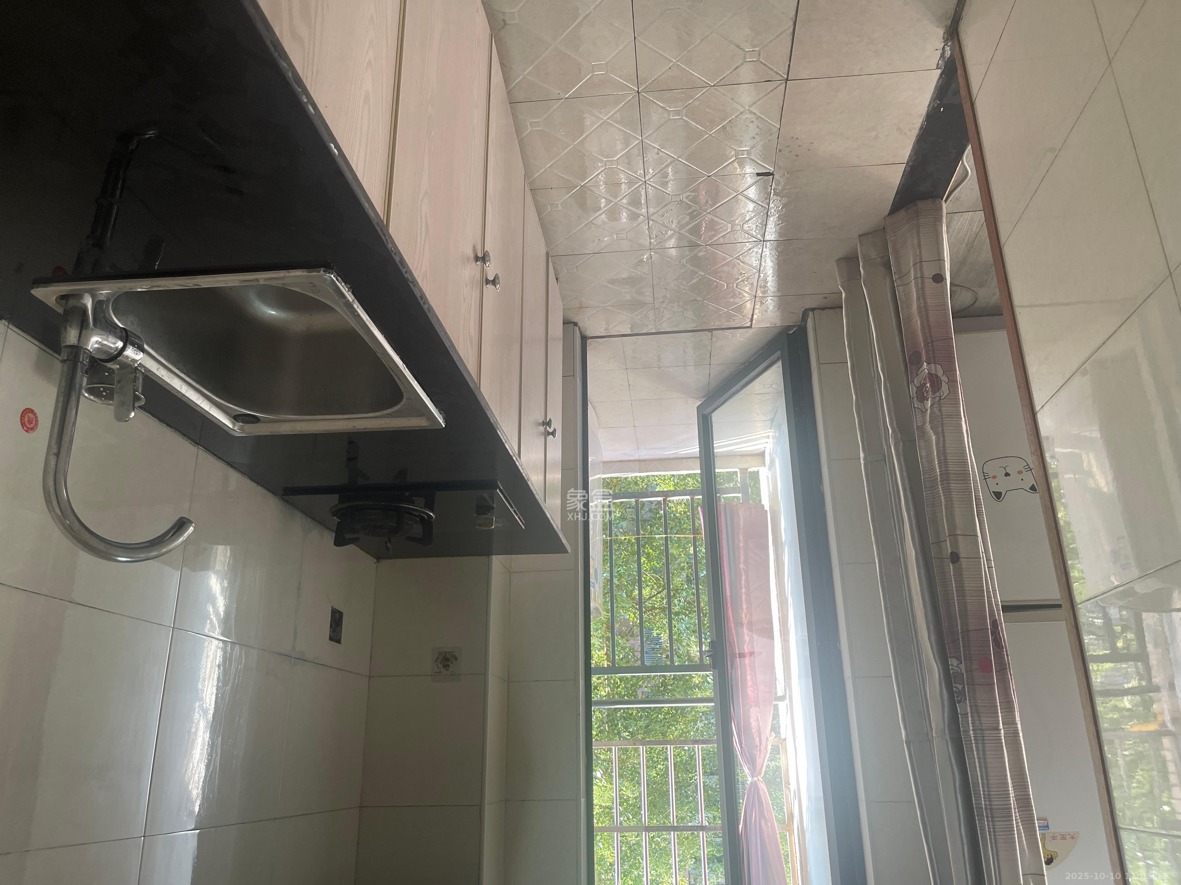 凯轩云顶  1室1厅1卫    1500.0元/月室内图