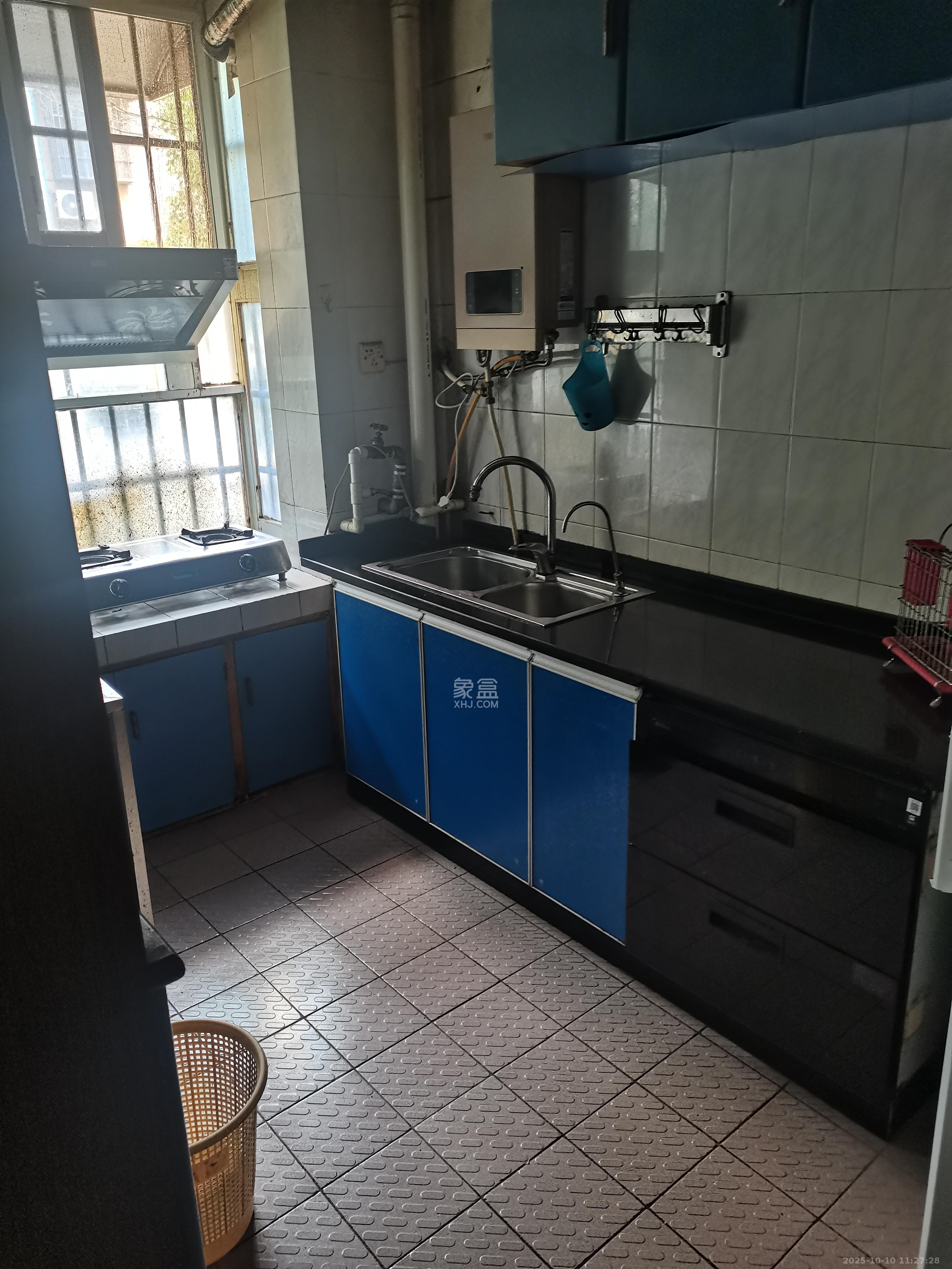 雨花区教师村 3室2厅1卫 1500.0元/月 雨花区教师村 3室2厅1卫 1500.0元/月室内图