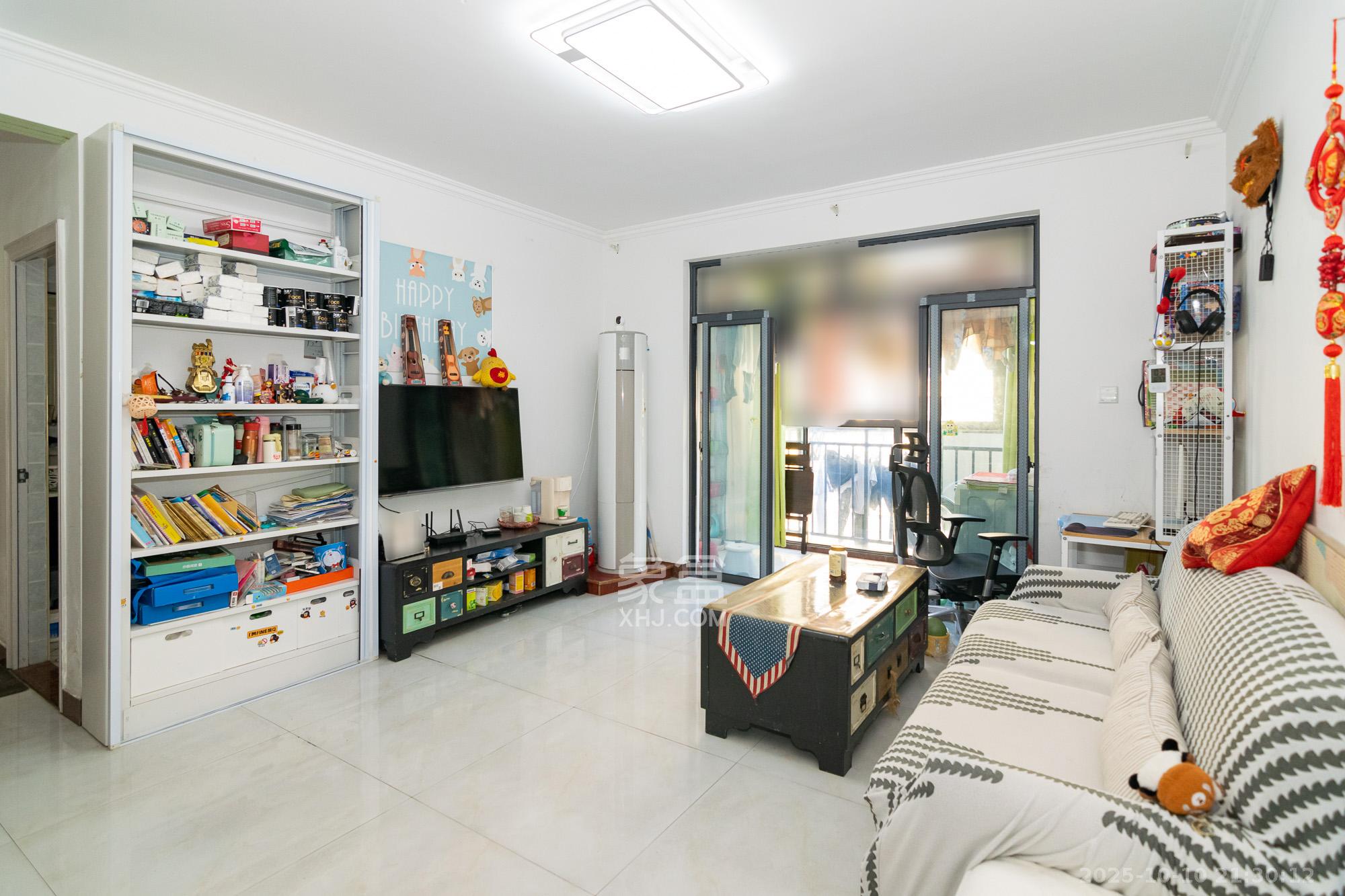 晟通城  3室2厅1卫    50.8万客厅