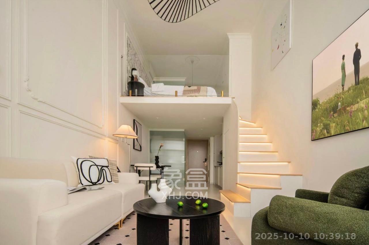 时代MOMA云PARK  1室1厅1卫    2600.0元/月 时代MOMA云PARK  1室1厅1卫    2600.0元/月室内图