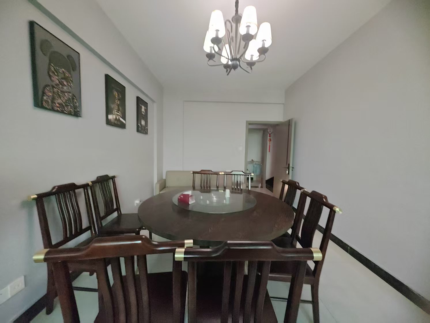 锡缘轩  4室2厅2卫    2900.0元/月室内图