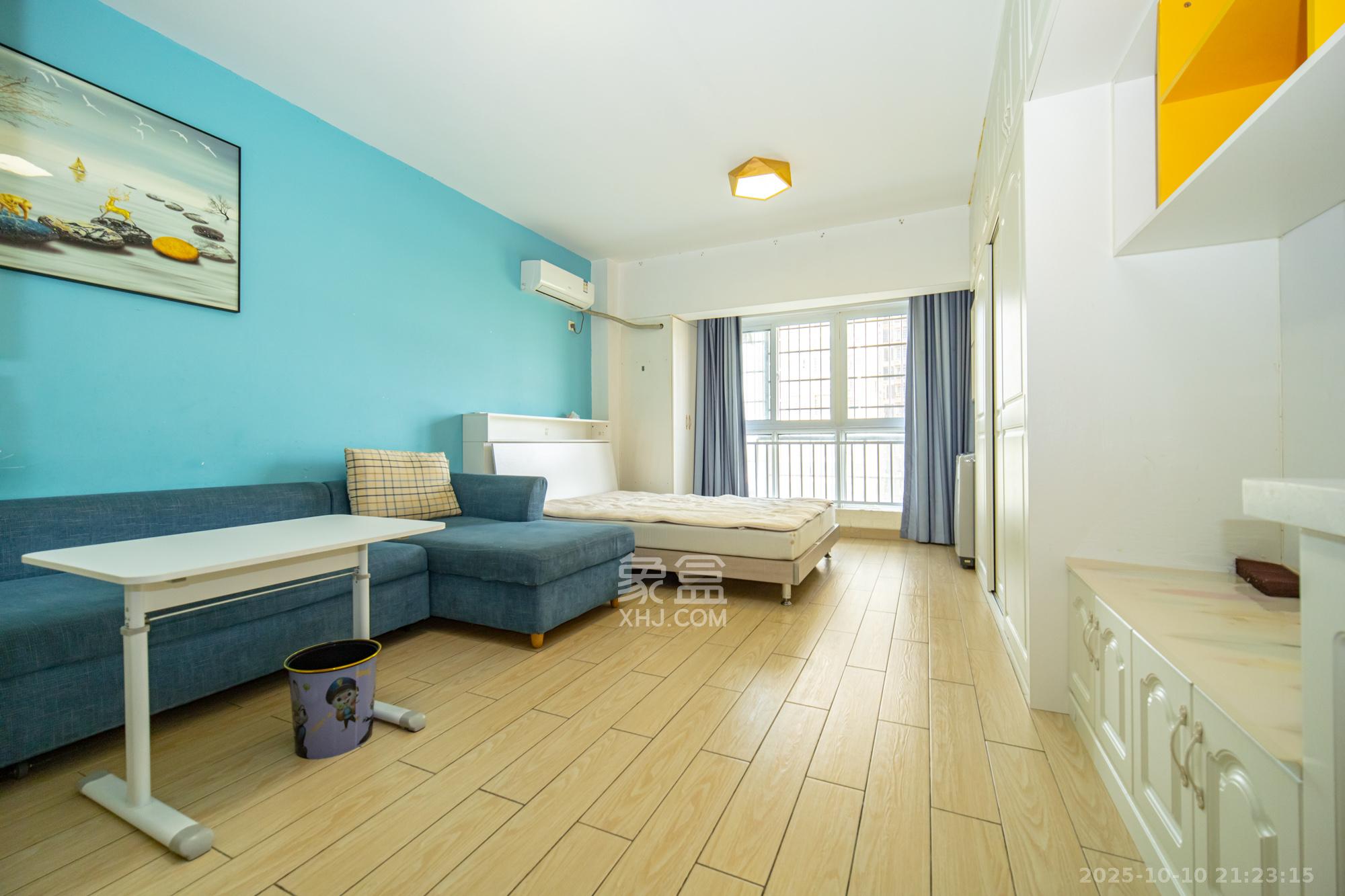 时代星空 1室1厅1卫 26.8万 时代星空 1室1厅1卫 26.8万客厅