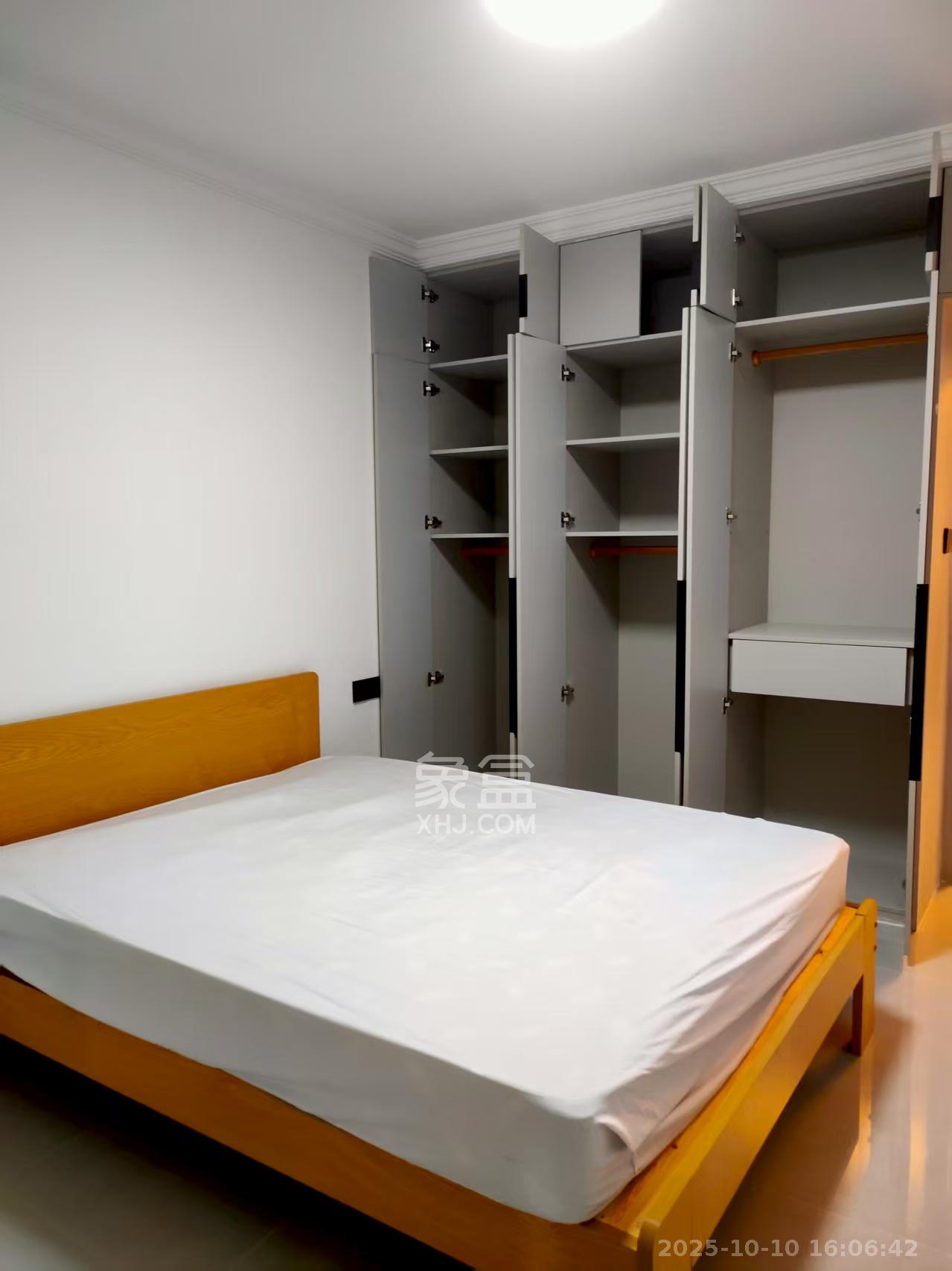 四方坪教师村 3室1厅1卫 900.0元/月 四方坪教师村 3室1厅1卫 900.0元/月室内图