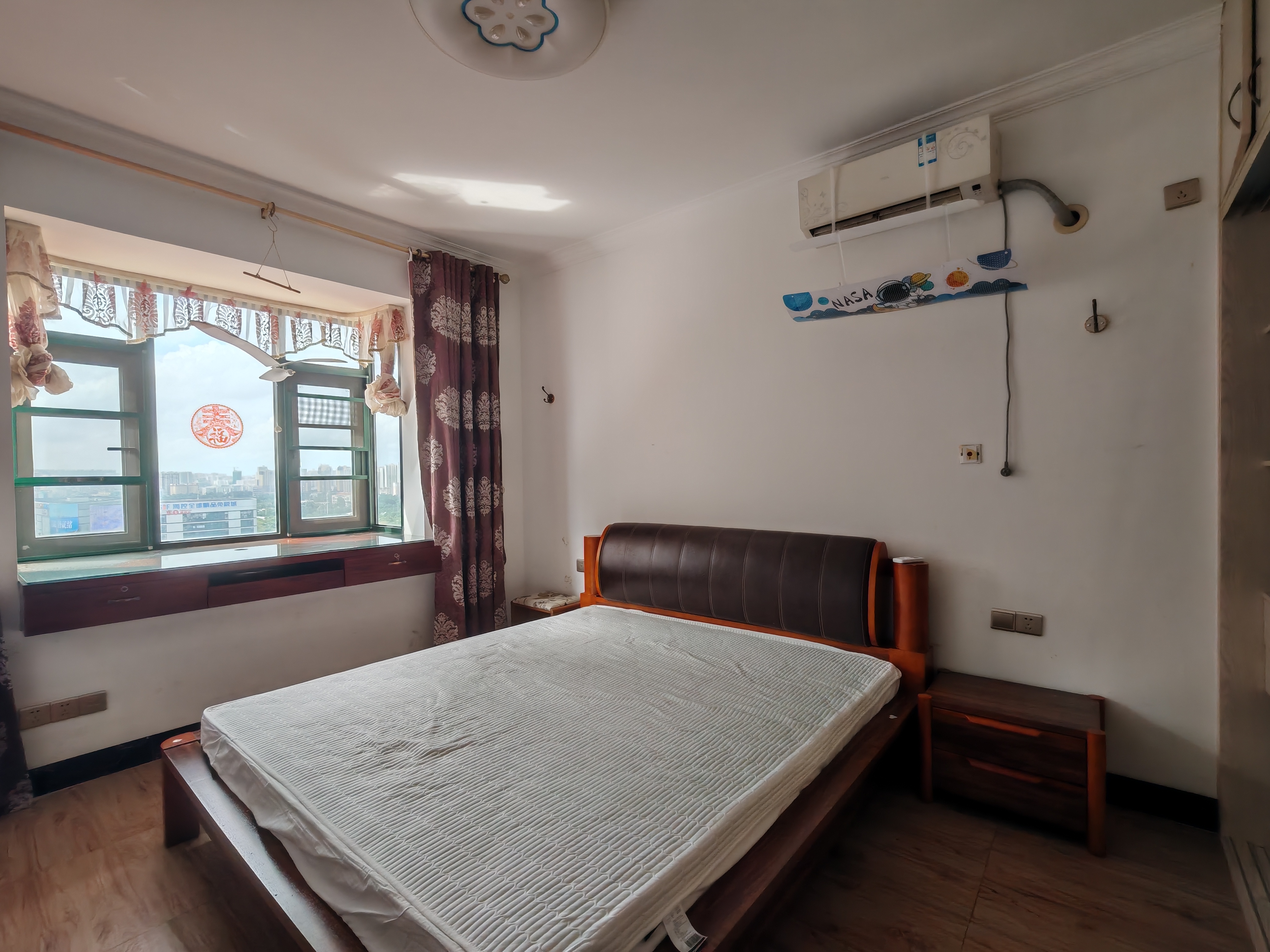 海阔天空-国瑞城一期（名仕苑）  2室2厅1卫    3300.0元/月室内图