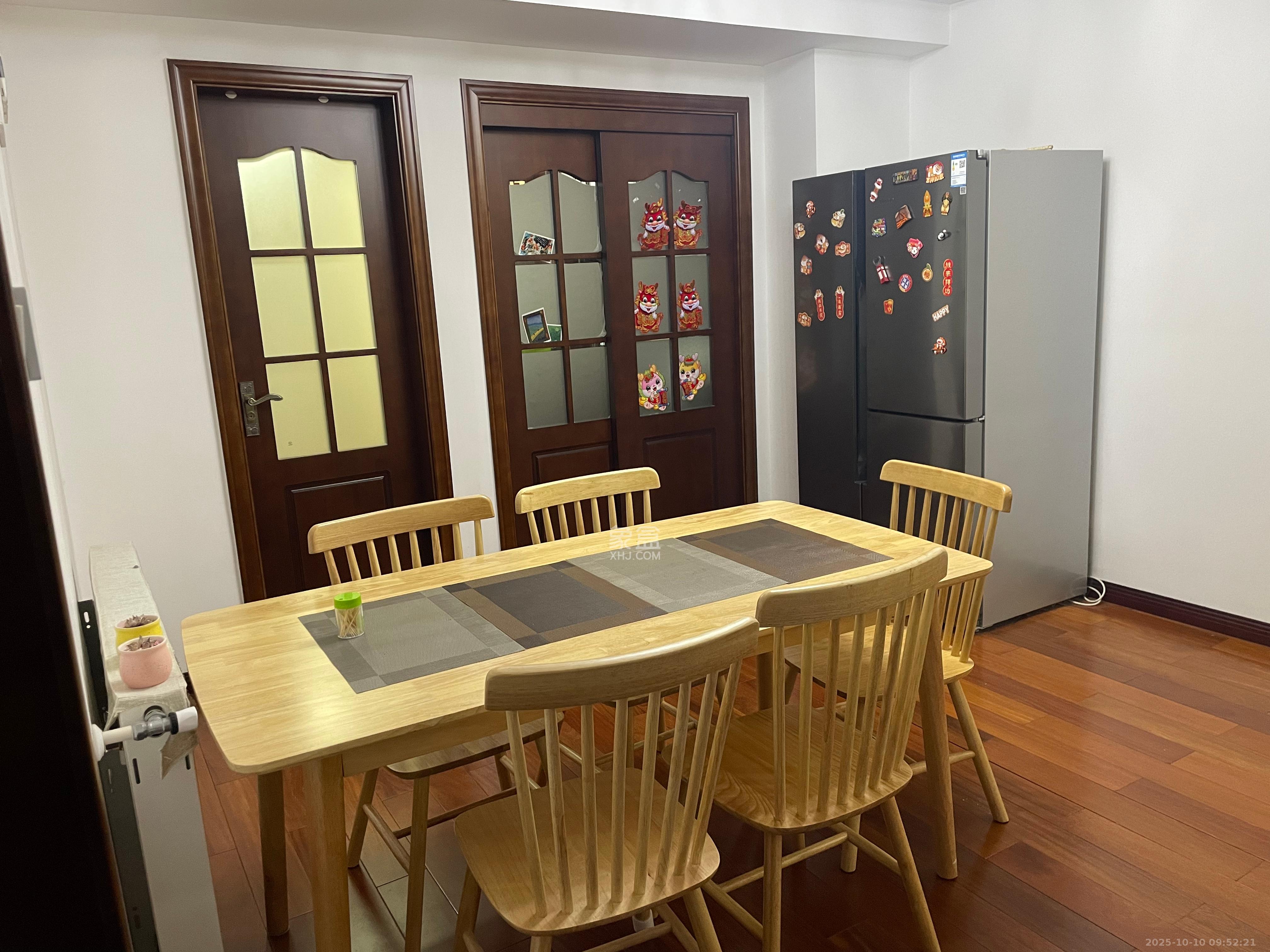 八方小区C区  3室2厅2卫    5500.0元/月 八方小区C区  3室2厅2卫    5500.0元/月室内图