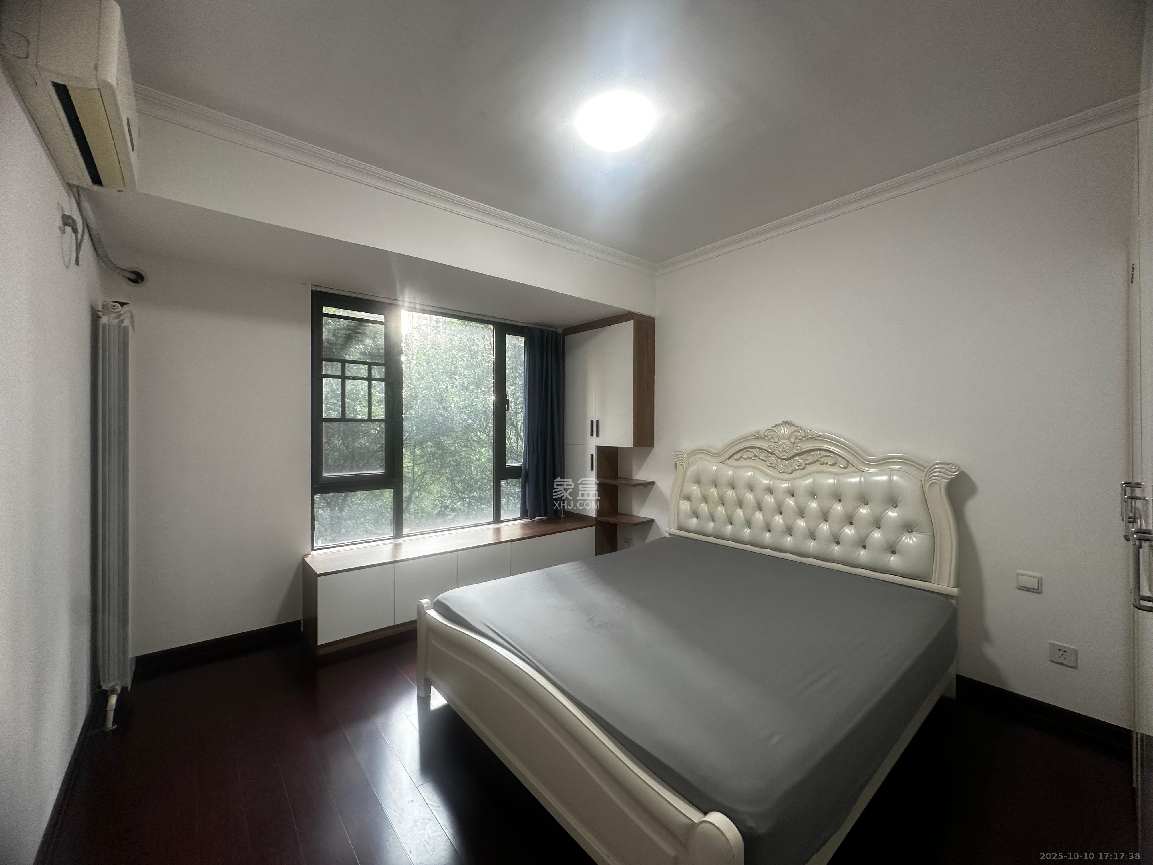 中海国际一期  3室2厅2卫    2300.0元/月室内图