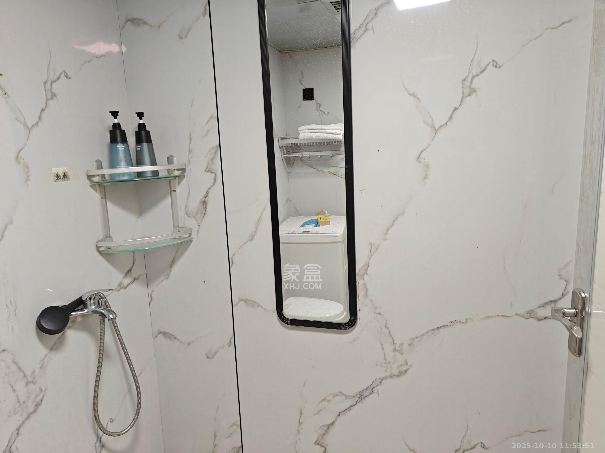 BOBO国际  1室1厅1卫    2100.0元/月 BOBO国际  1室1厅1卫    2100.0元/月室内图