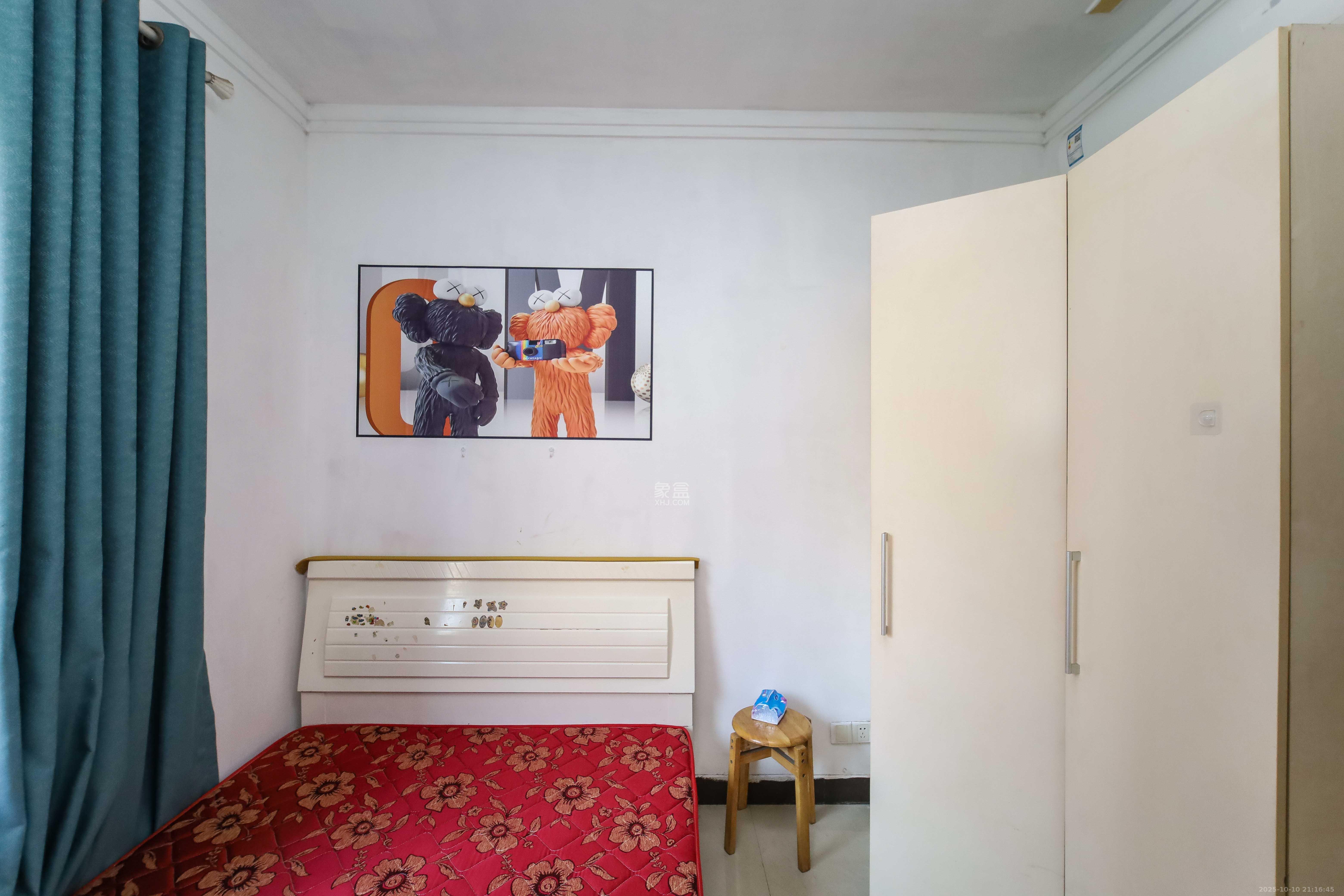 银港水晶城 2室2厅1卫 60.8万 银港水晶城 2室2厅1卫 60.8万卧室