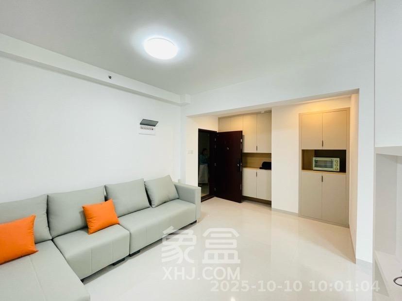 地质家园一、二期(地泰人民公馆) 2室2厅1卫 3600.0元/月 地质家园一、二期(地泰人民公馆) 2室2厅1卫 3600.0元/月室内图