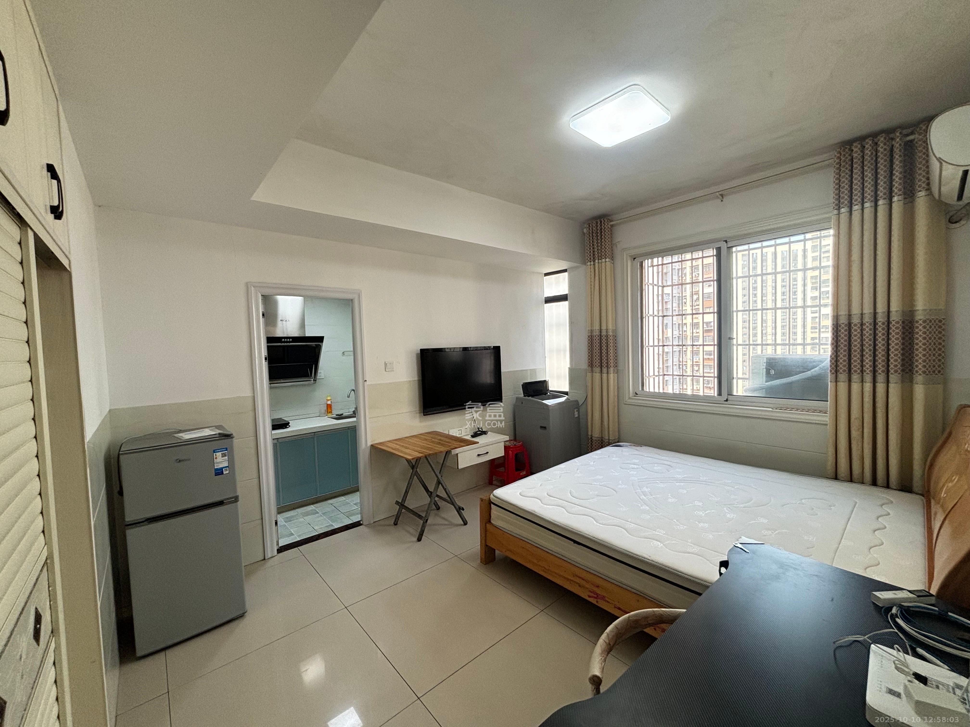 嘉顺苑 1室1厅1卫 1100.0元/月 嘉顺苑 1室1厅1卫 1100.0元/月室内图