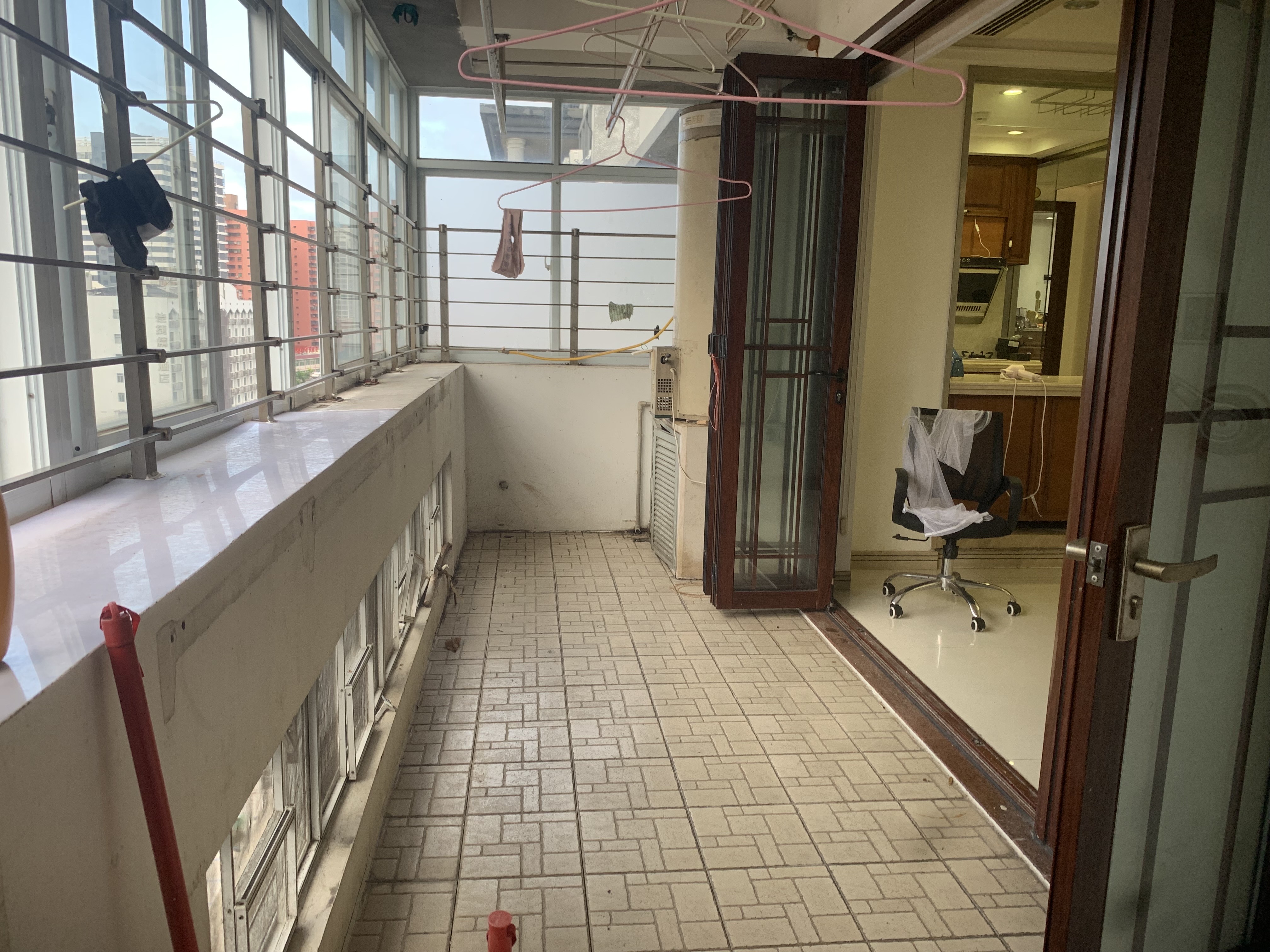 名门广场南区（一期）  2室2厅2卫    3000.0元/月室内图