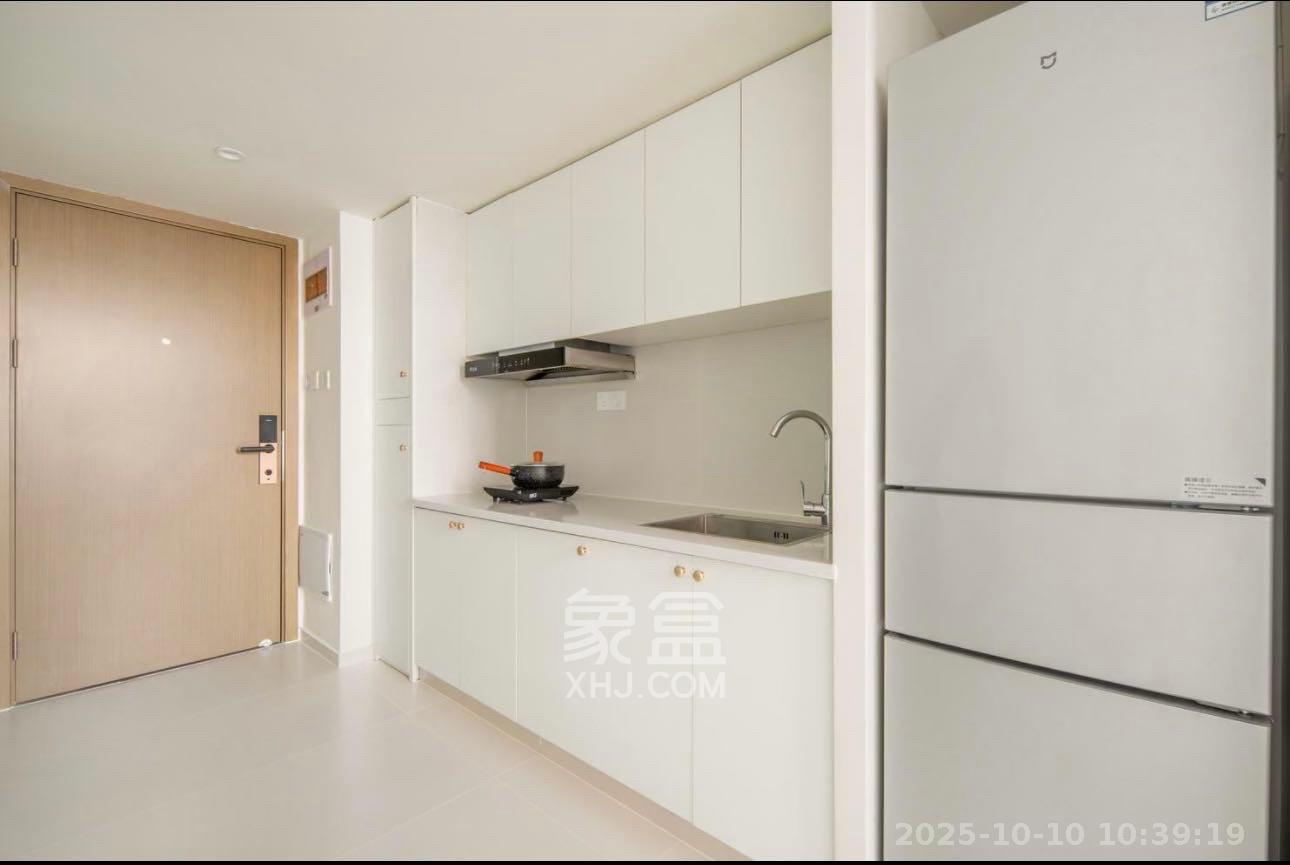 时代MOMA云PARK  1室1厅1卫    2600.0元/月 时代MOMA云PARK  1室1厅1卫    2600.0元/月室内图