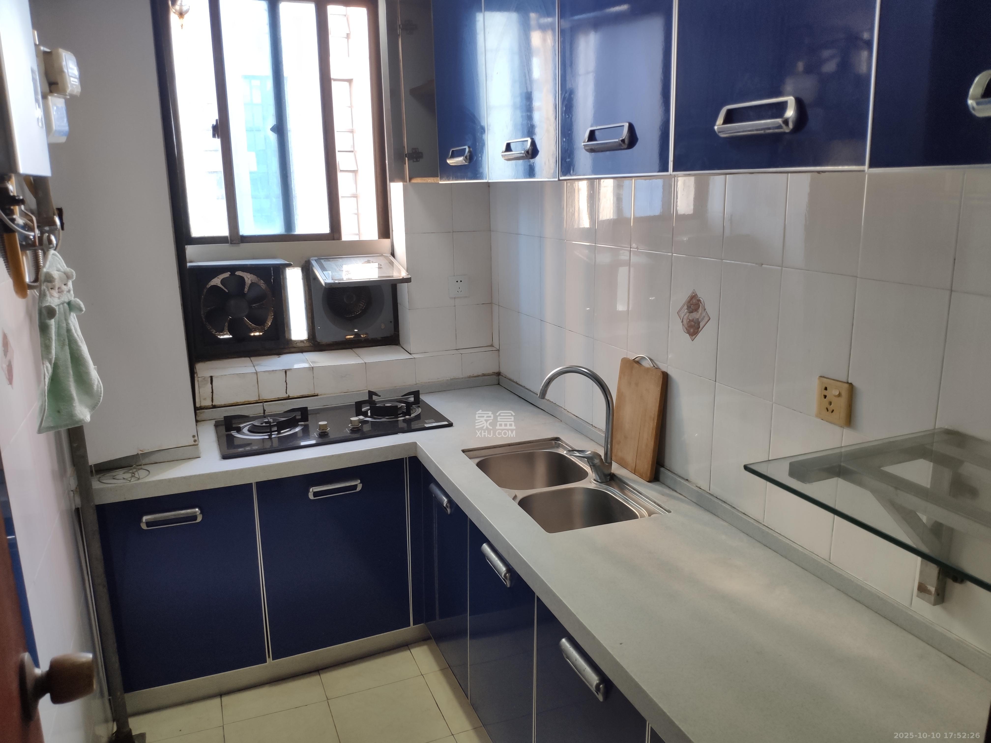 窑岭光大银行宿舍  2室2厅1卫    2100.0元/月室内图