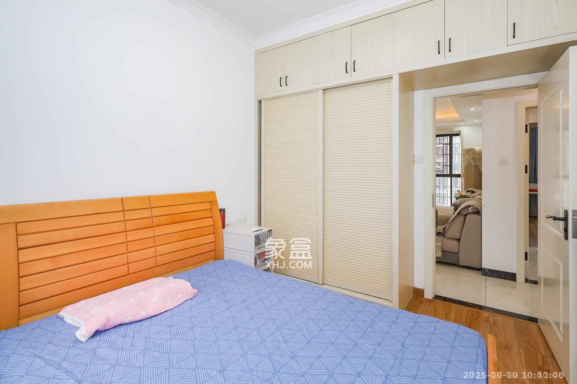 阳光丽城二期 4室2厅2卫 4000.0元/月 阳光丽城二期 4室2厅2卫 4000.0元/月室内图