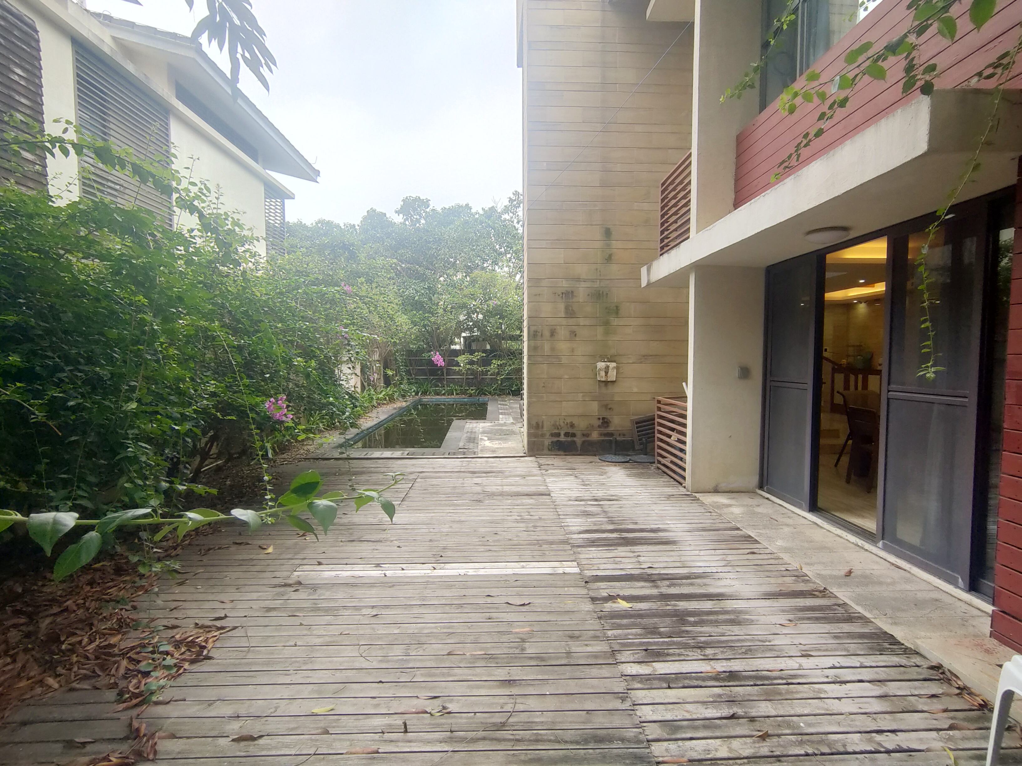 万科浪琴湾 5室2厅3卫 15000.0元/月 万科浪琴湾 5室2厅3卫 15000.0元/月小区图