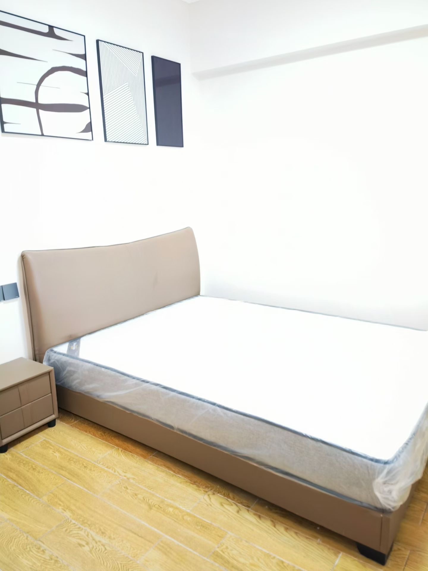 锦江丽都  2室2厅1卫    75.0万客厅