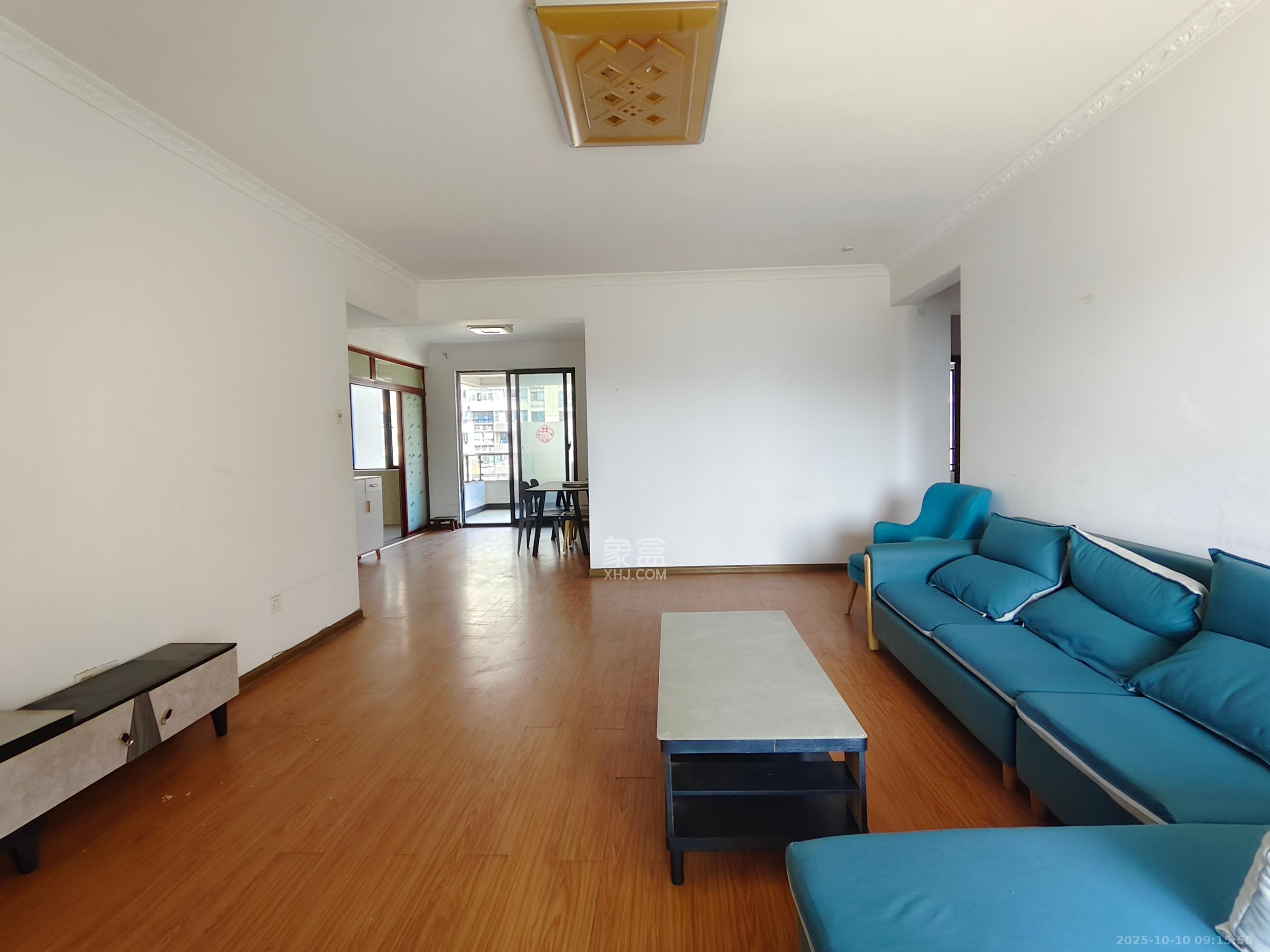 长房时代城 3室2厅2卫 3000.0元/月 长房时代城 3室2厅2卫 3000.0元/月室内图