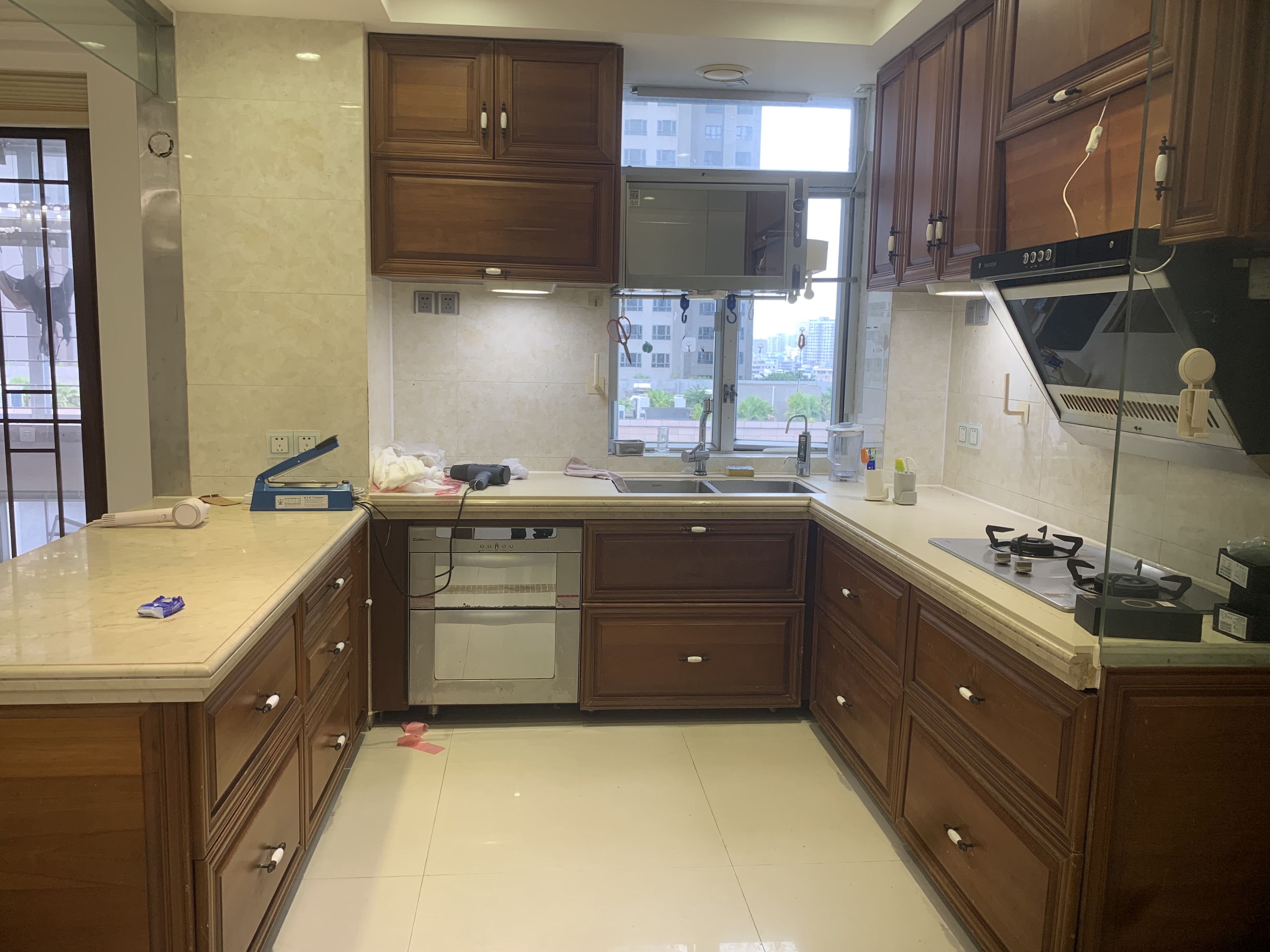 名门广场南区（一期）  2室2厅2卫    3000.0元/月室内图