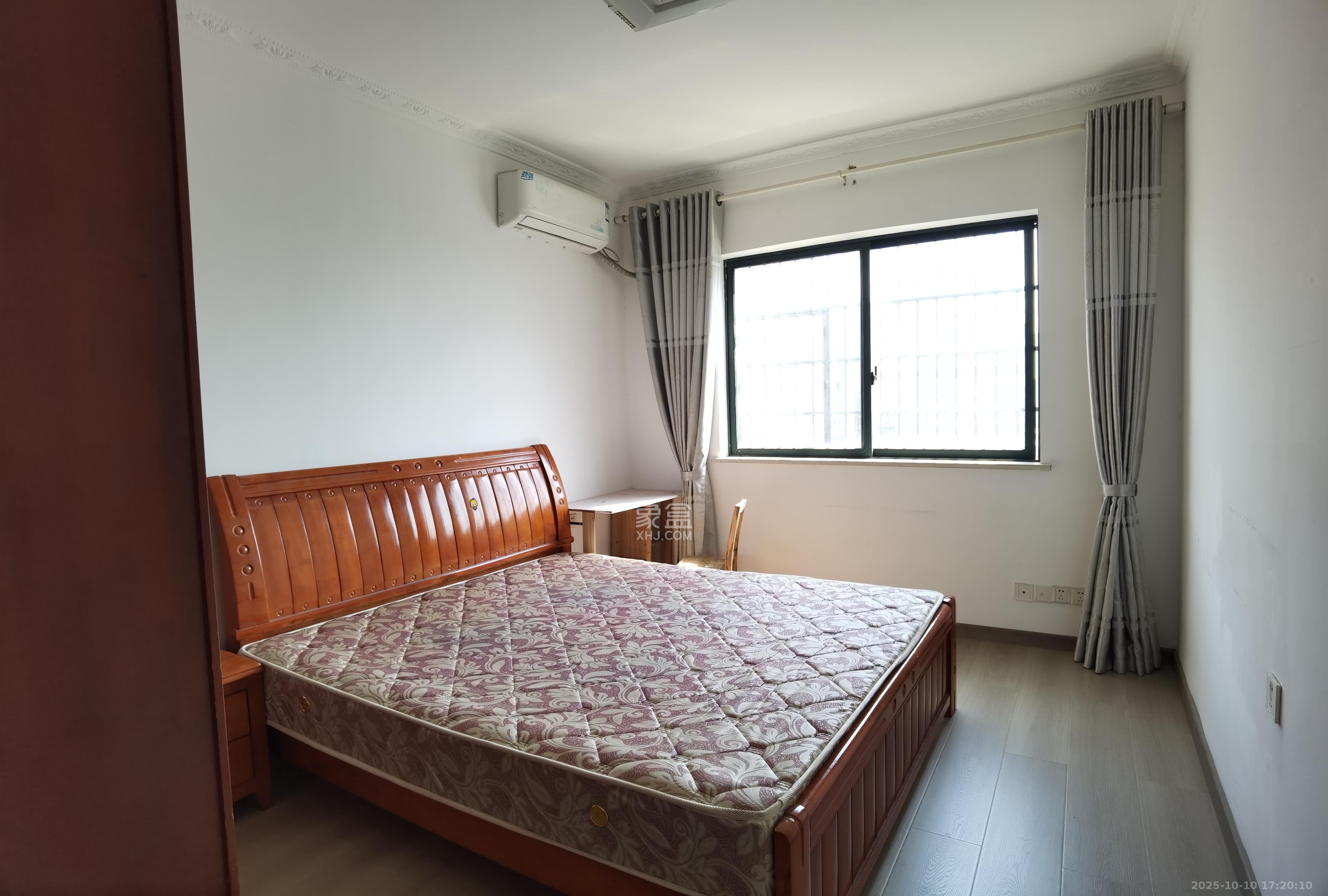 滨水名都  2室2厅1卫    1400.0元/月室内图