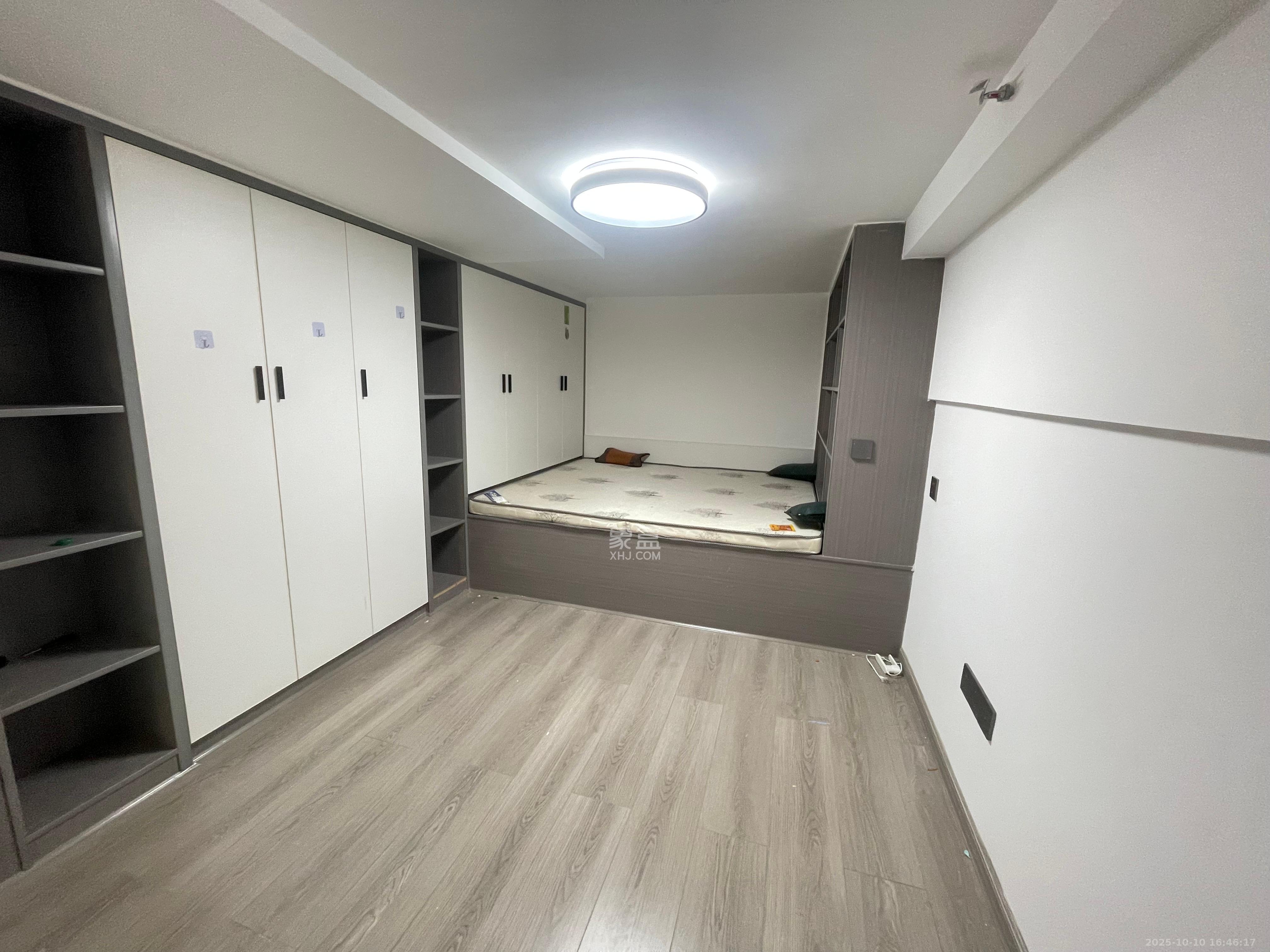 金茂建发泊悦  2室1厅1卫    2000.0元/月 金茂建发泊悦  2室1厅1卫    2000.0元/月室内图