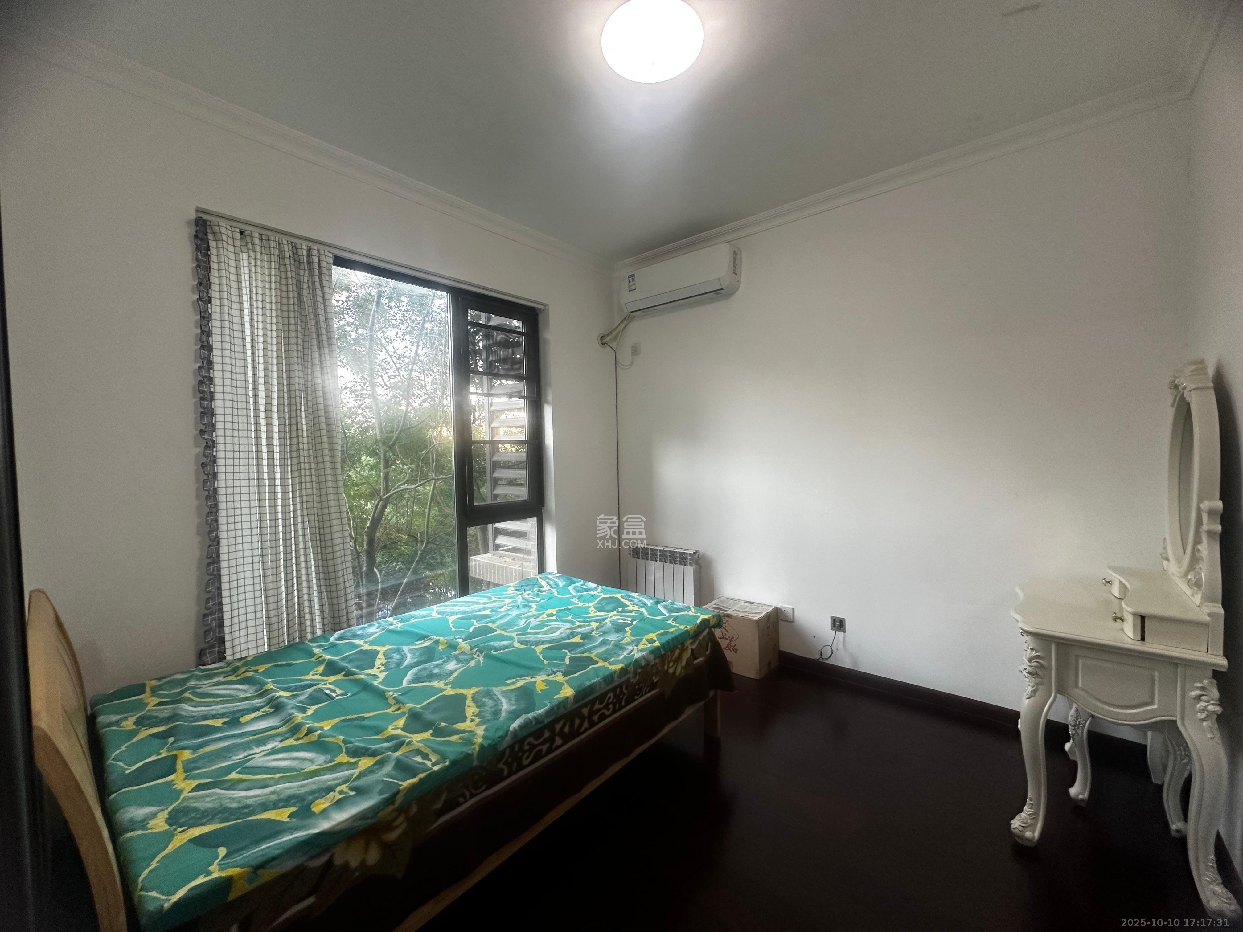 中海国际一期  3室2厅2卫    2300.0元/月室内图