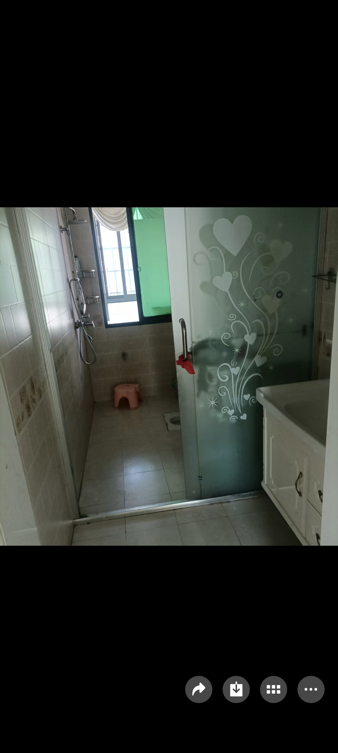 紫御华府  3室2厅2卫    2300.0元/月