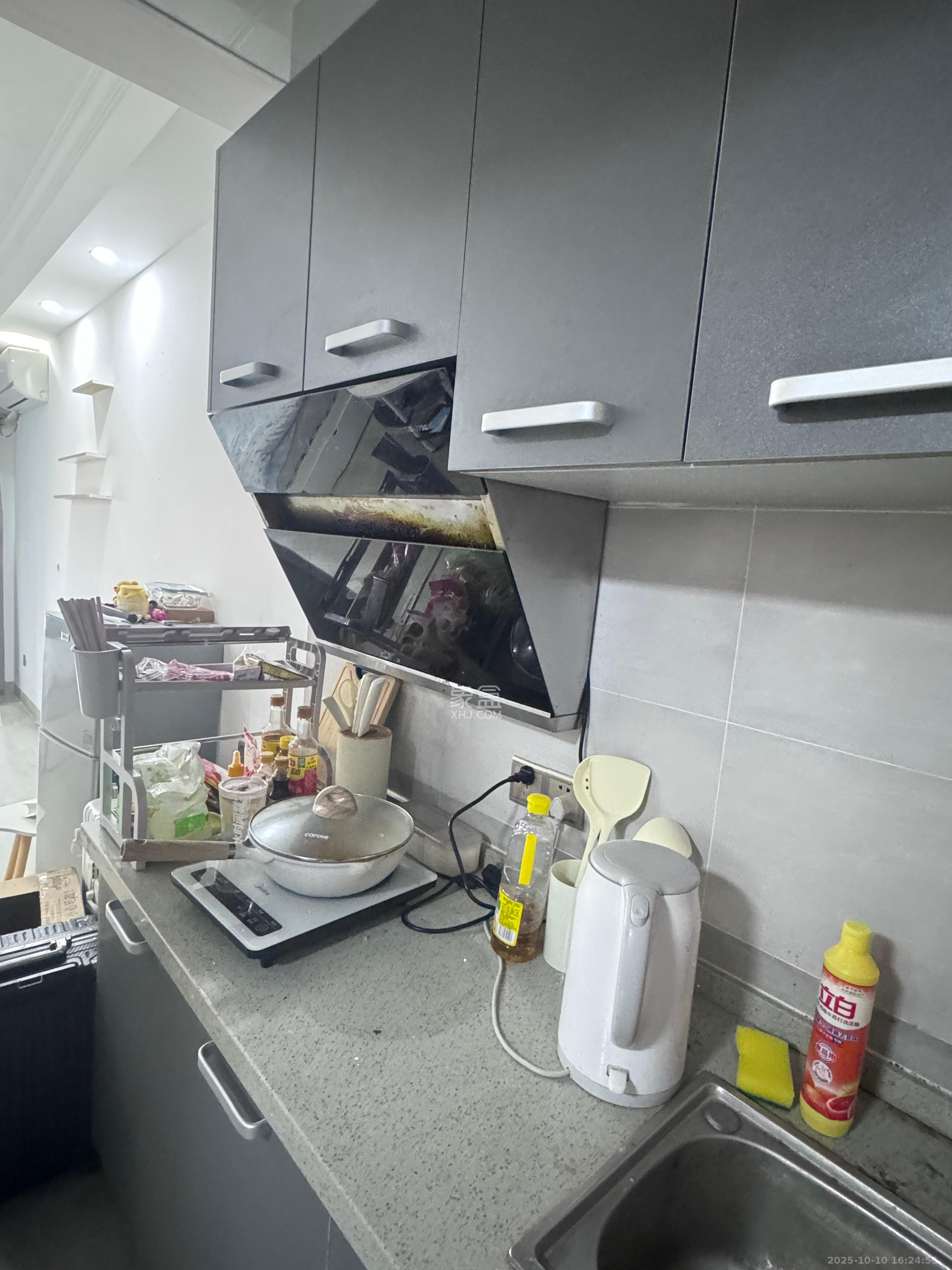 中海新城熙岸(中信新城五期) 1室1厅1卫 1000.0元/月 中海新城熙岸(中信新城五期) 1室1厅1卫 1000.0元/月室内图