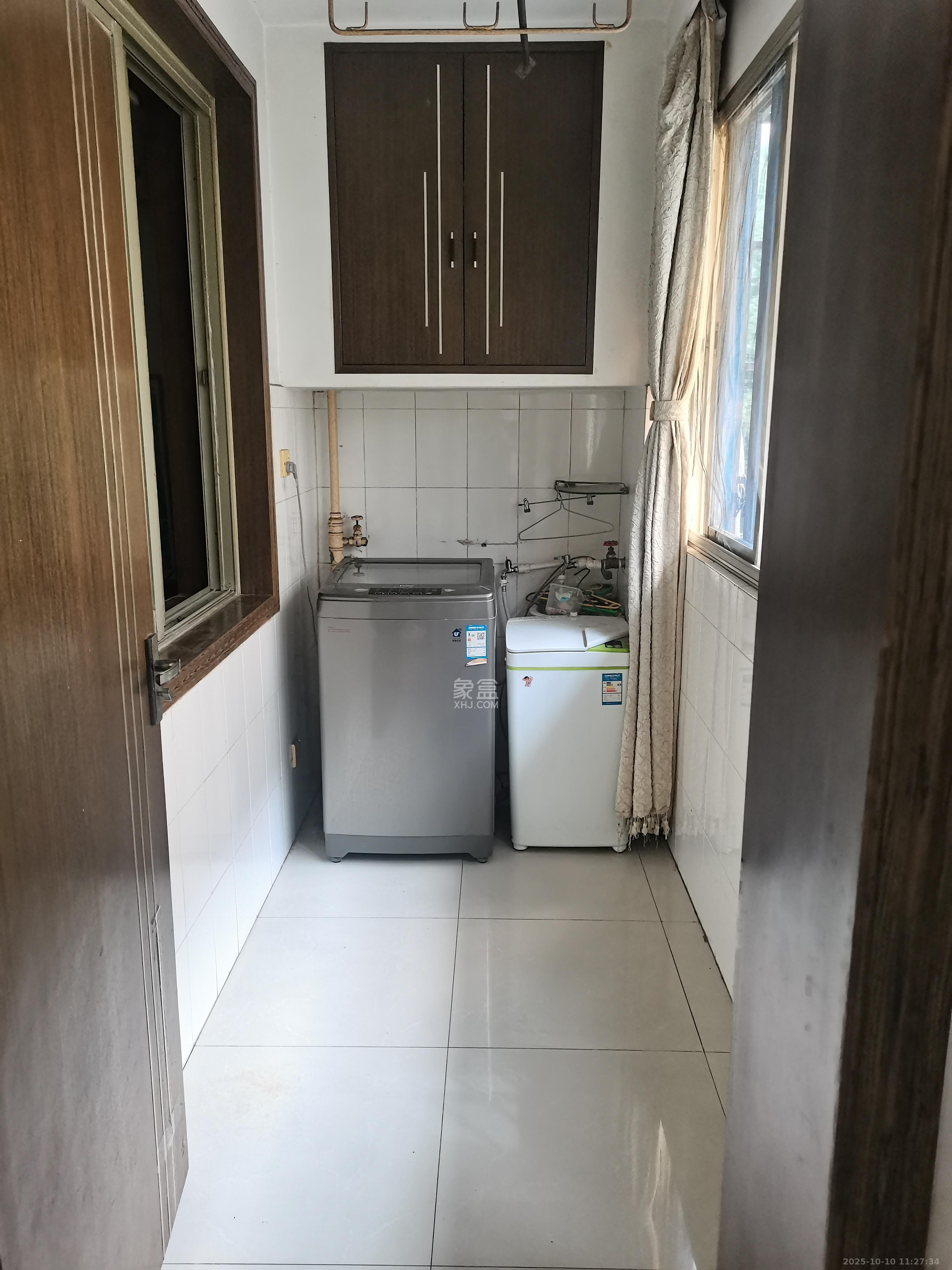 雨花区教师村 3室2厅1卫 1500.0元/月 雨花区教师村 3室2厅1卫 1500.0元/月室内图